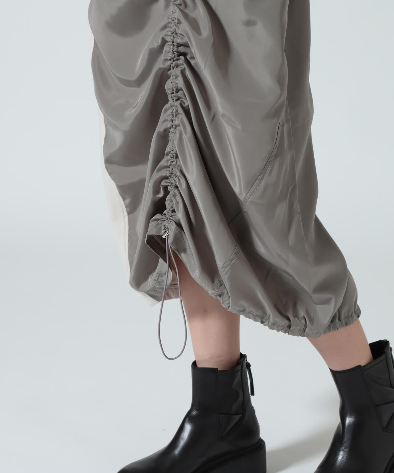 AULA AILA（アウラ アイラ）別注ミリタリーライクカットソーワンピース