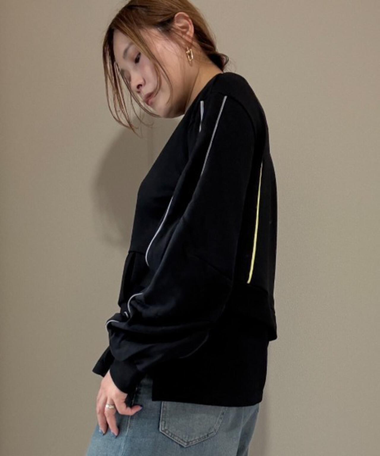 AULA AILA（アウラ アイラ）別注パイピングプルオーバー