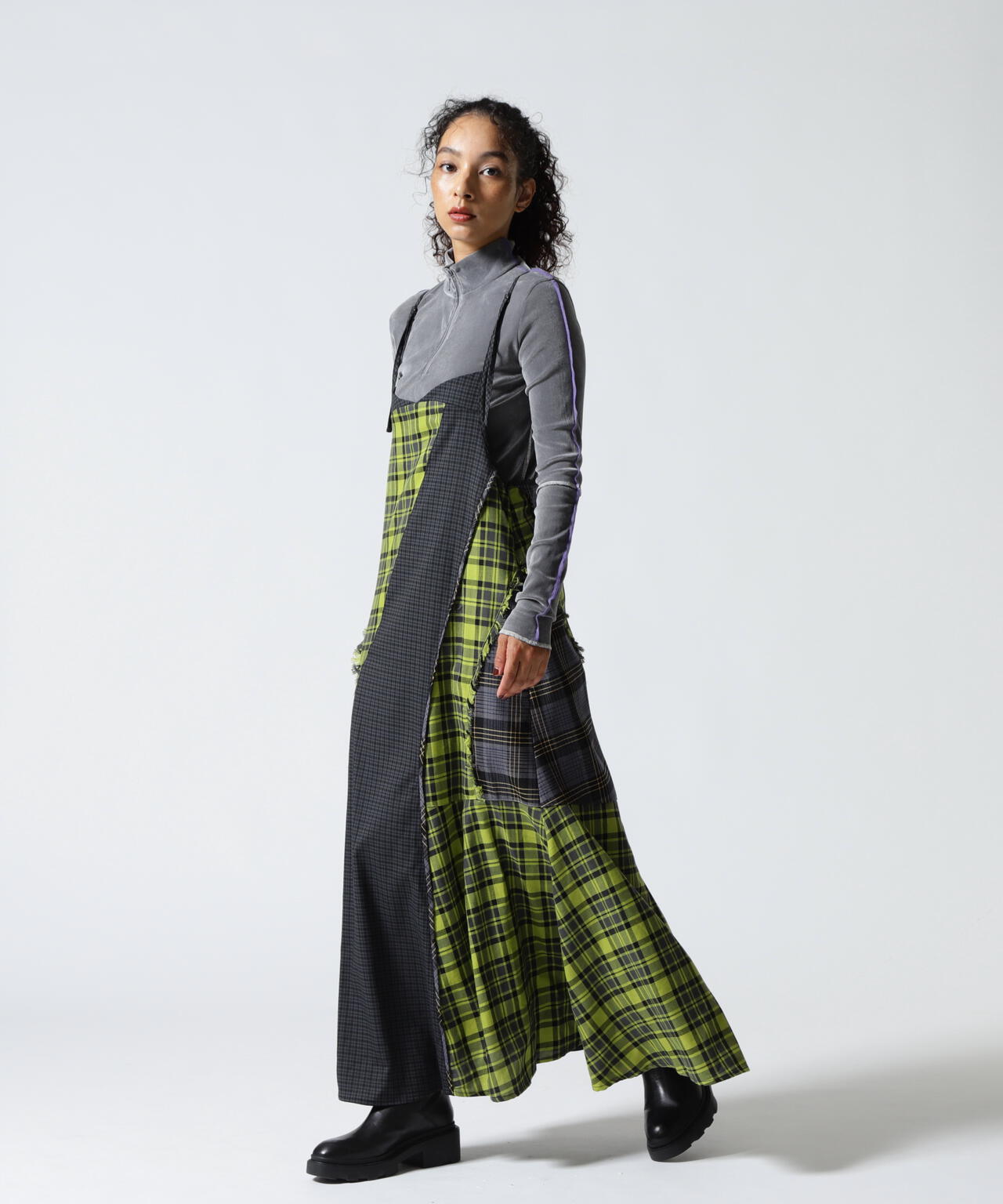 AULA AILA（アウラ アイラ）別注ハイネックベロアTOPS