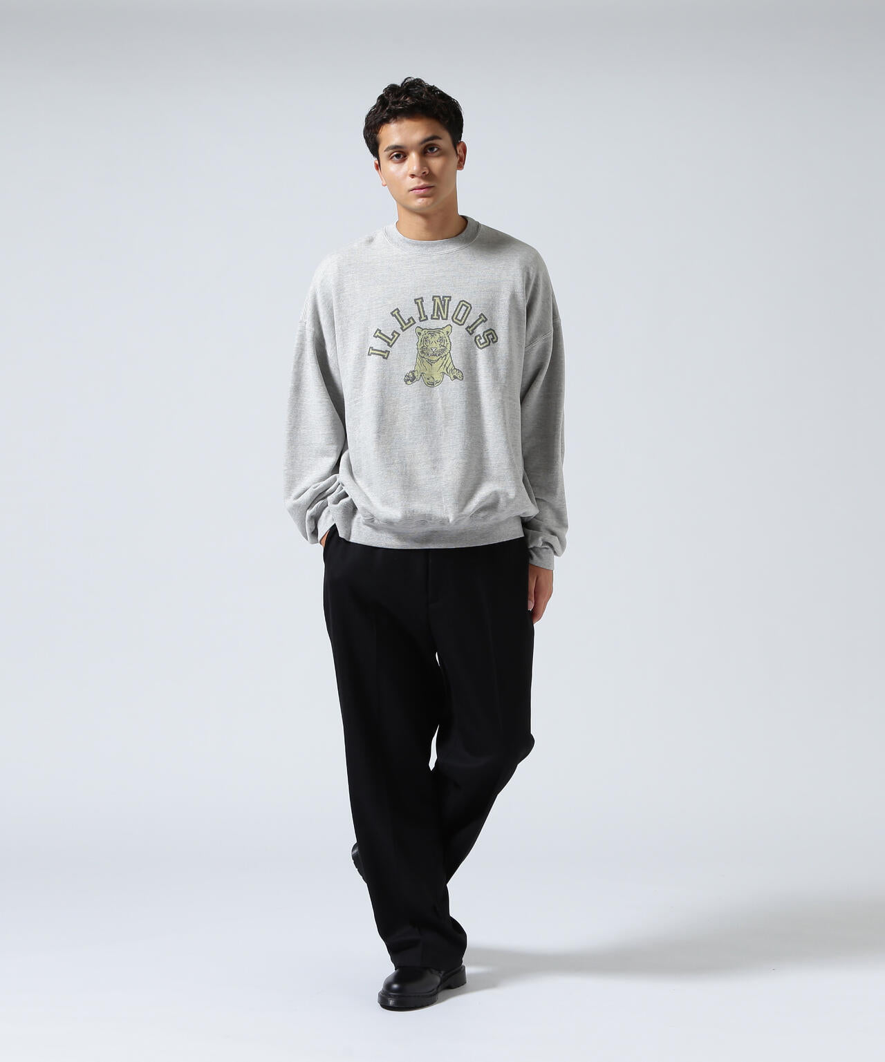 ビーセカンド（B’2nd）/REMI RELIEF ／ ロングウォッシュ加工 別注3飛び裏毛クルースウェット(ILLINOIS) REMI RELIEF / ロングウォッシュ加工 別注3飛び裏毛クルースウェット