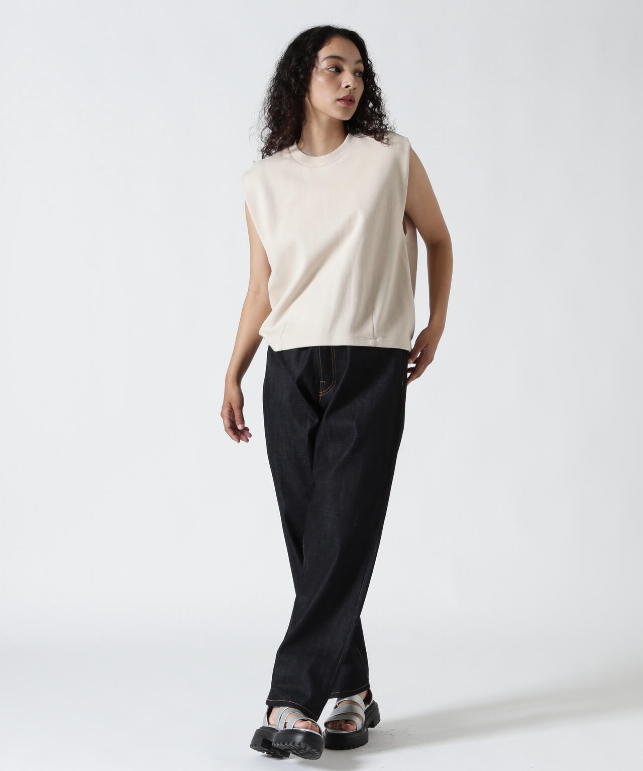 YENN（イエン）SLEEVELESS SWEAT PO /Y253-81077