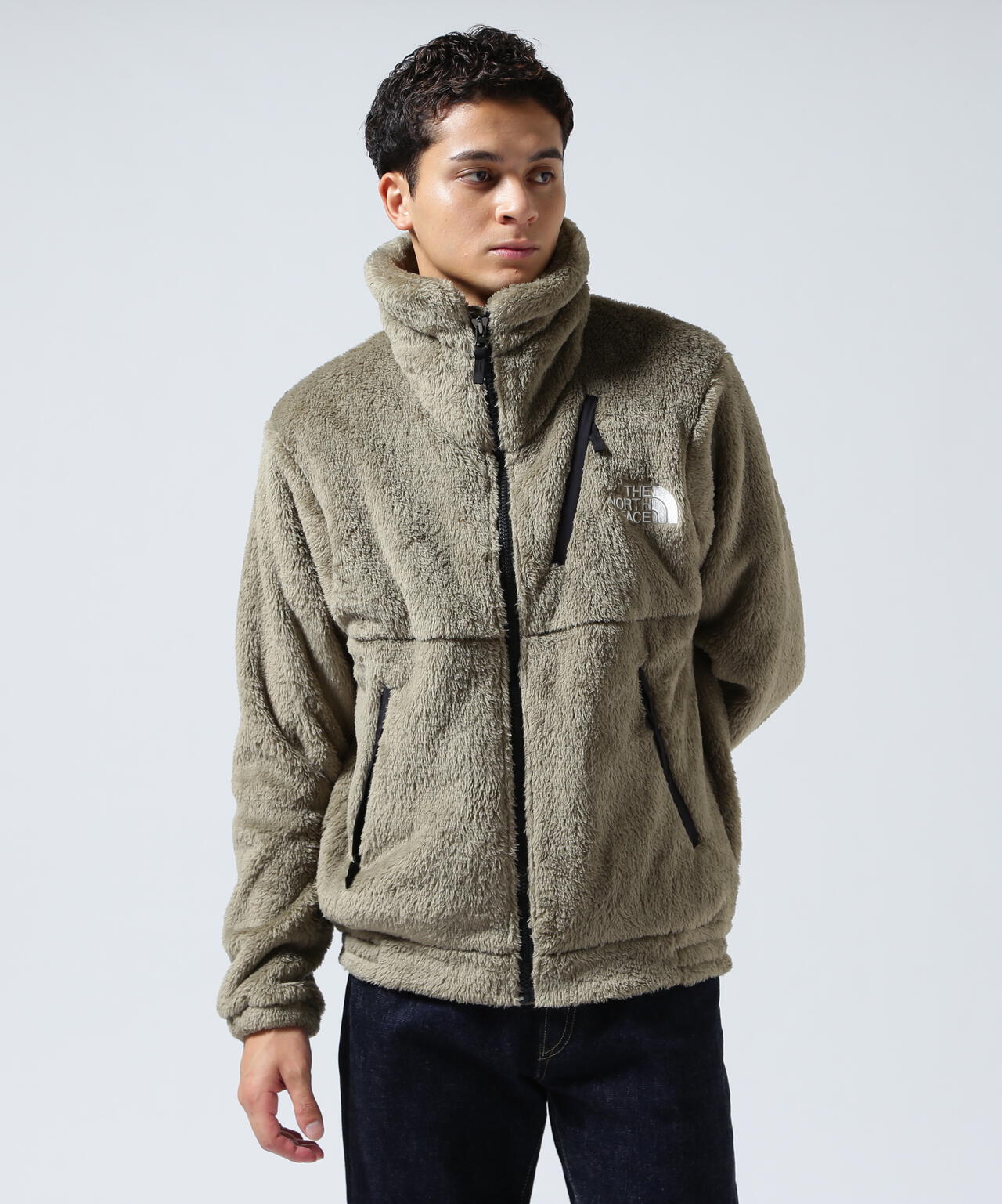 THE NORTH FACE (ザ・ノース・フェイス）Verse Loft Jacket