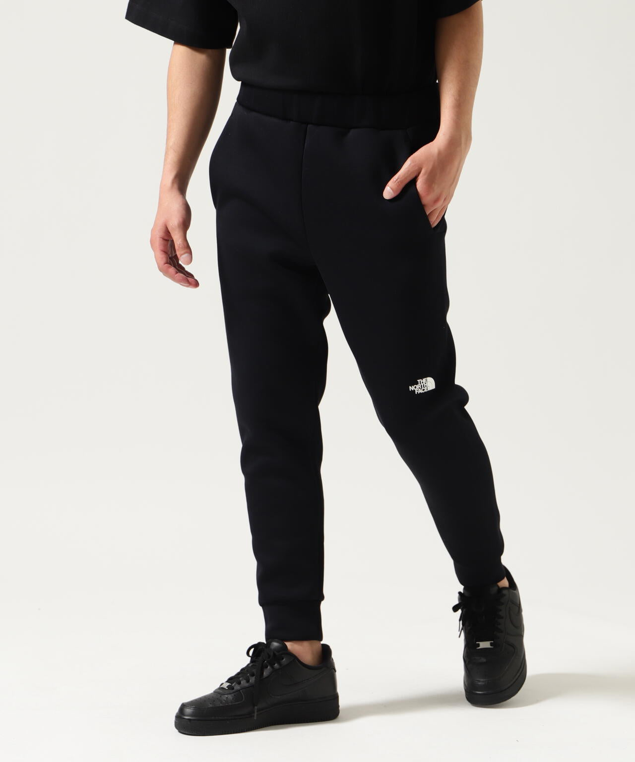 THE NORTH FACE / Tech Air Sweat Jogger Pant