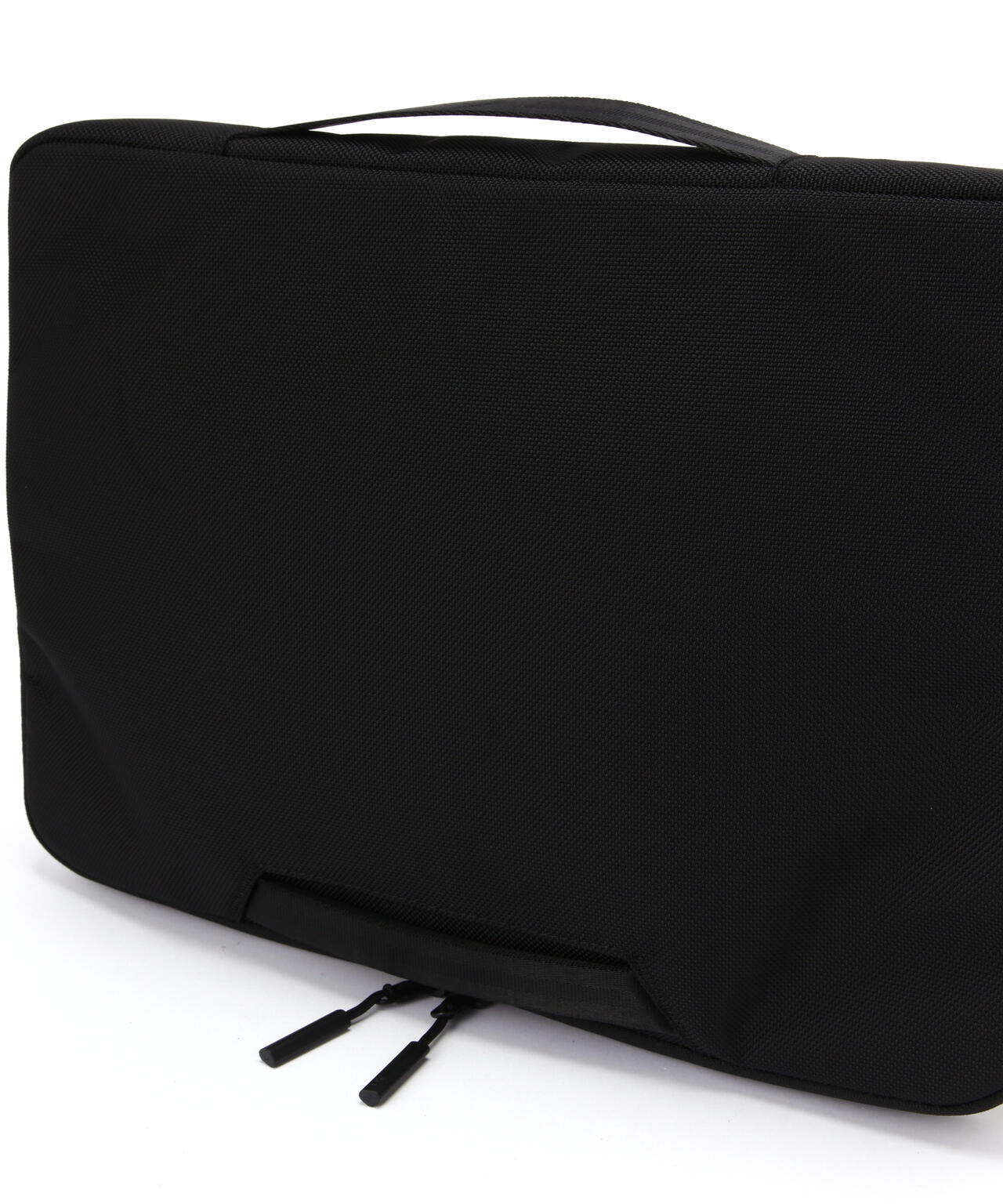 Aer（エアー）Tech Folio 16