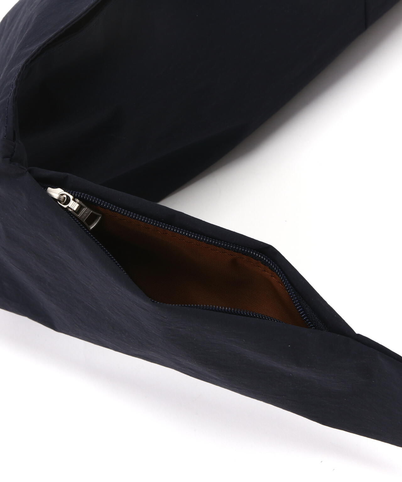 master-piece（マスターピース）Sash スリングバッグ M No.03051 | B