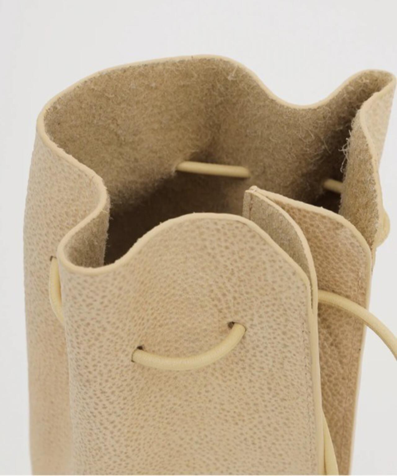 ITTI/イッチ/HERRIE KINCHAKU POUCH - PM / SHIRO
