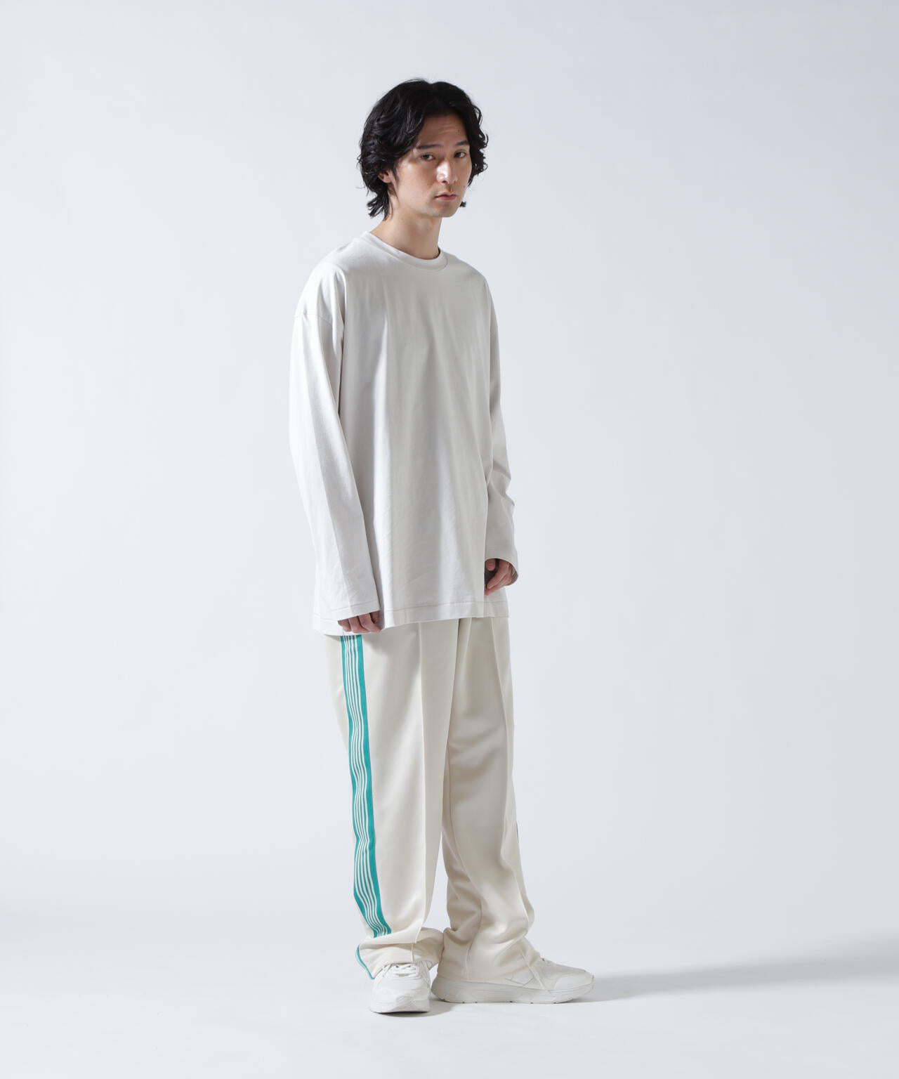 Needles ニードルズ　セットアップ　ホワイト Needles ニードルズ セットアップ ホワイト - メルカリ