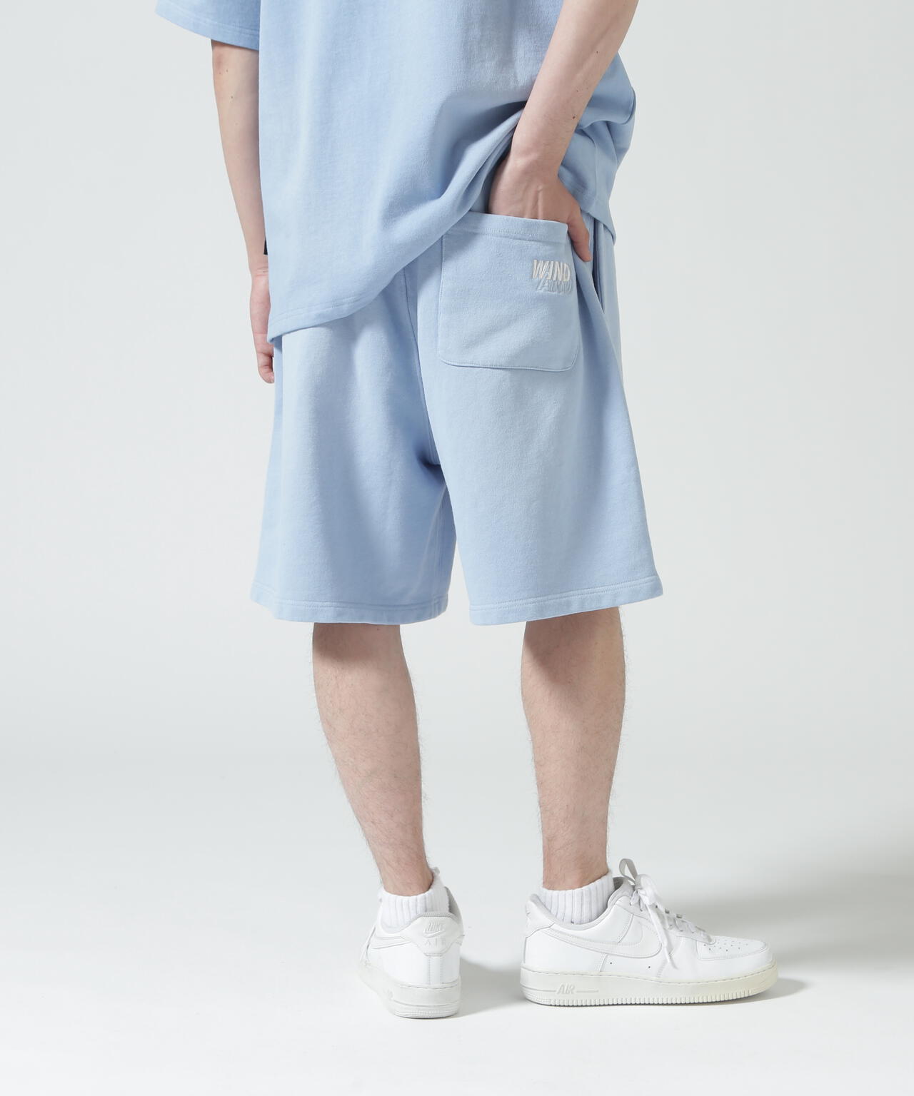 WIND AND SEA（ウィンダンシー）SULFUR DYEING LOGO HALF PANTS | B