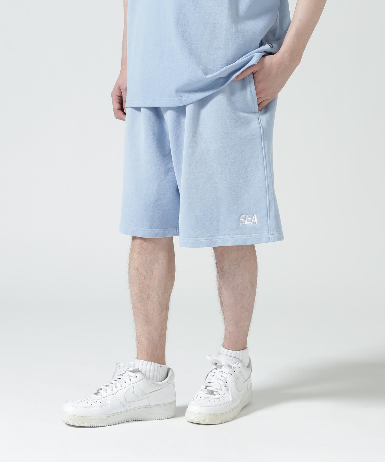 WIND AND SEA（ウィンダンシー）SULFUR DYEING LOGO HALF PANTS | B
