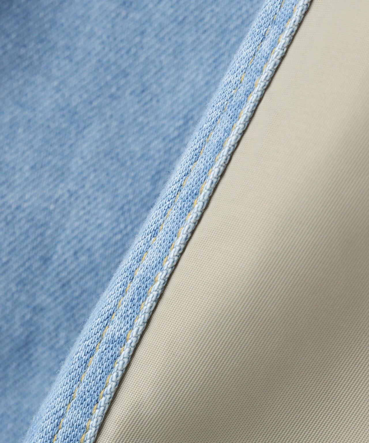 AVIREXｘAULA AILA（アヴィレックスｘアウラアイラ）サイドプリーツジャンスカ