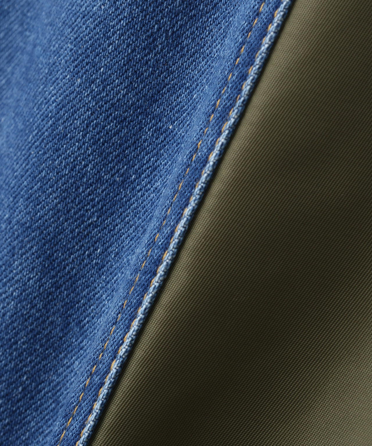 AVIREXｘAULA AILA（アヴィレックスｘアウラアイラ）サイドプリーツジャンスカ