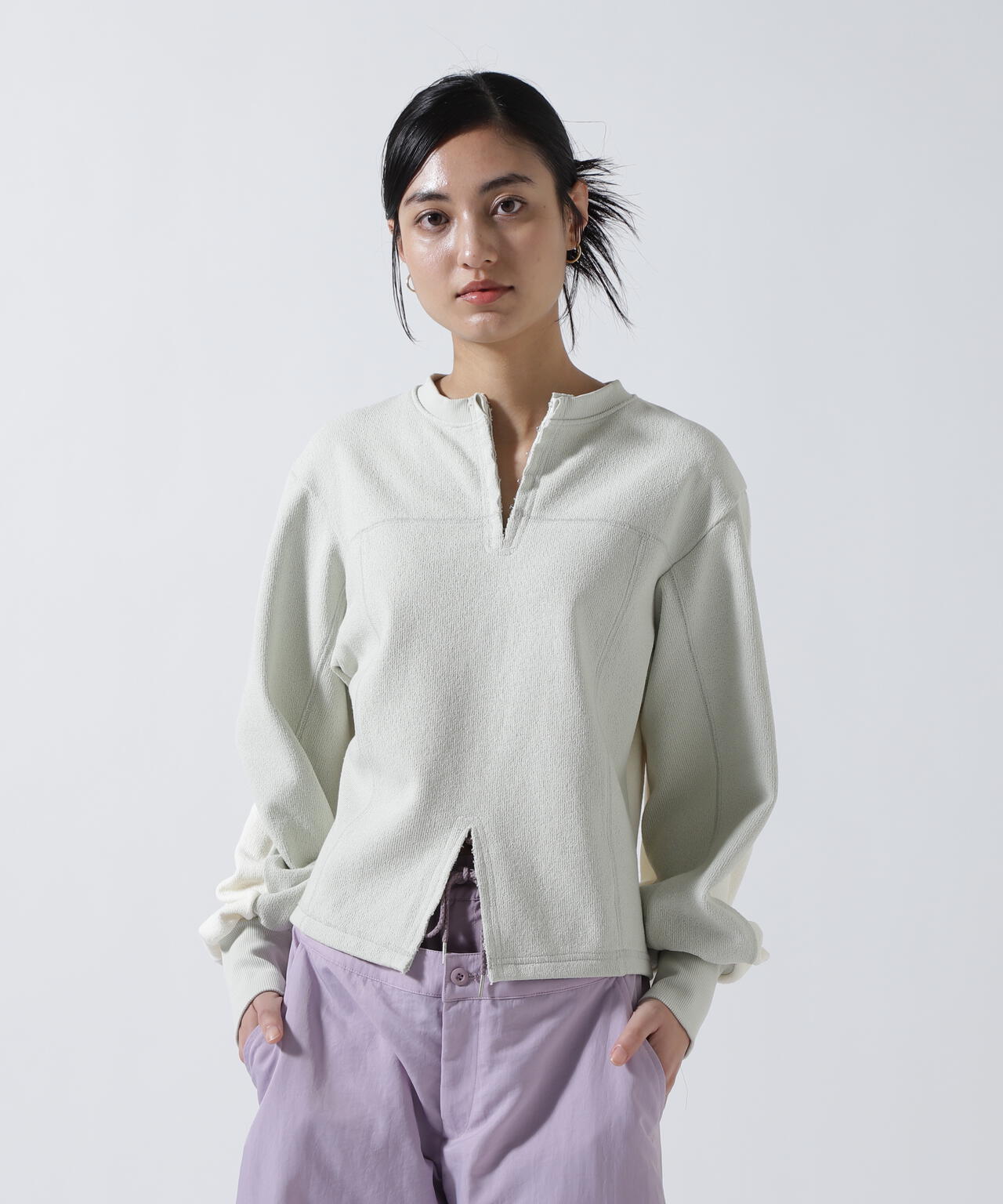 AULA AILA（アウラ アイラ）別注2WAYキーネックプルオーバー | B'2nd