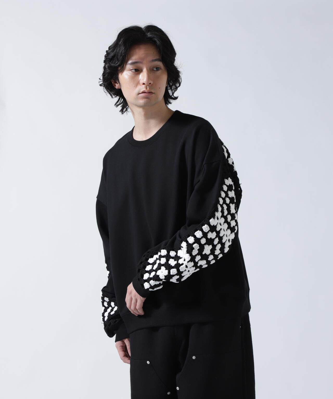 DISCOVERED(ディスカバード) 別注 CROCHET SLEEVE SWEAT