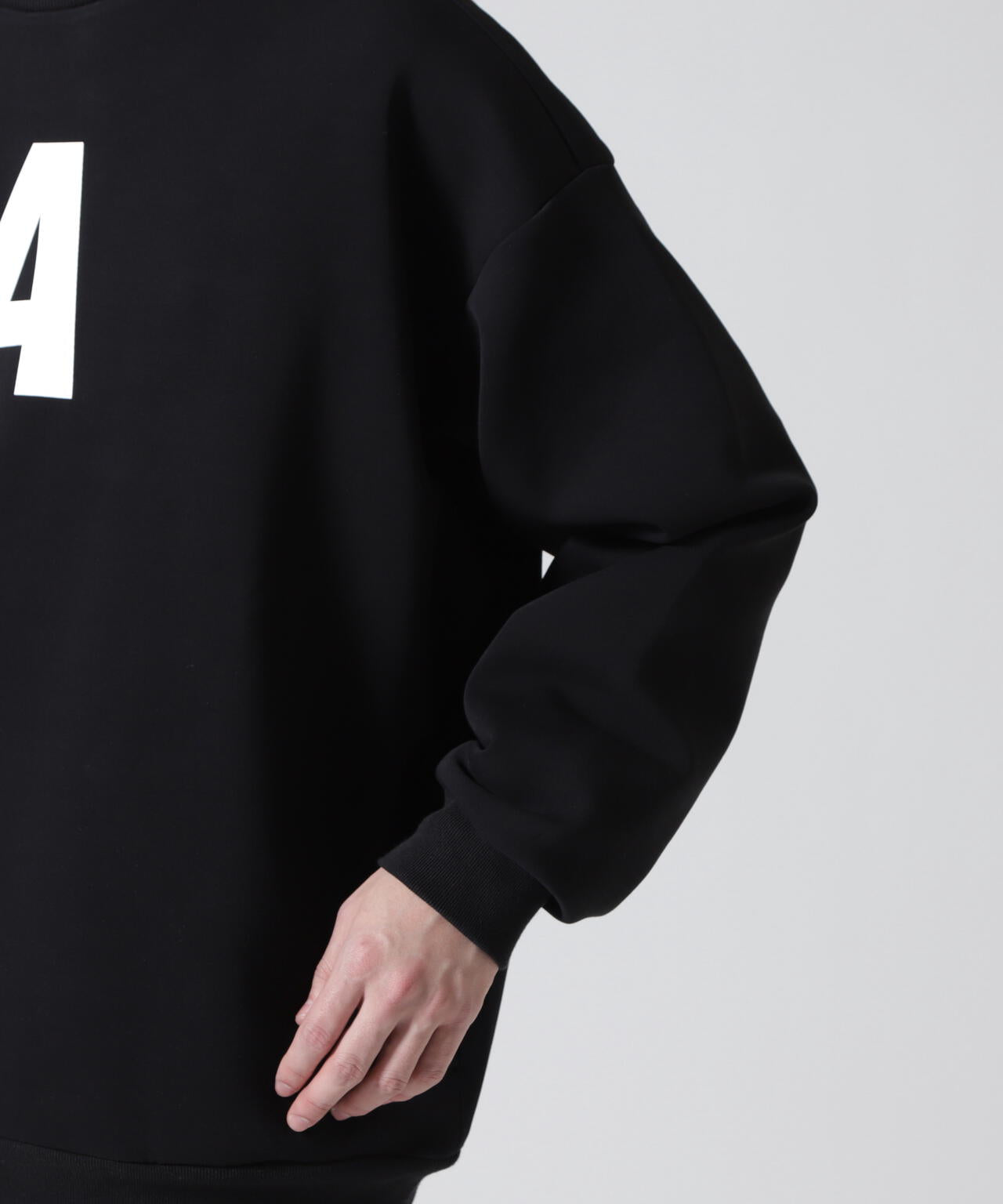 WIND AND SEA（ウィンダンシー）Loose fit crewneck sweat shirt