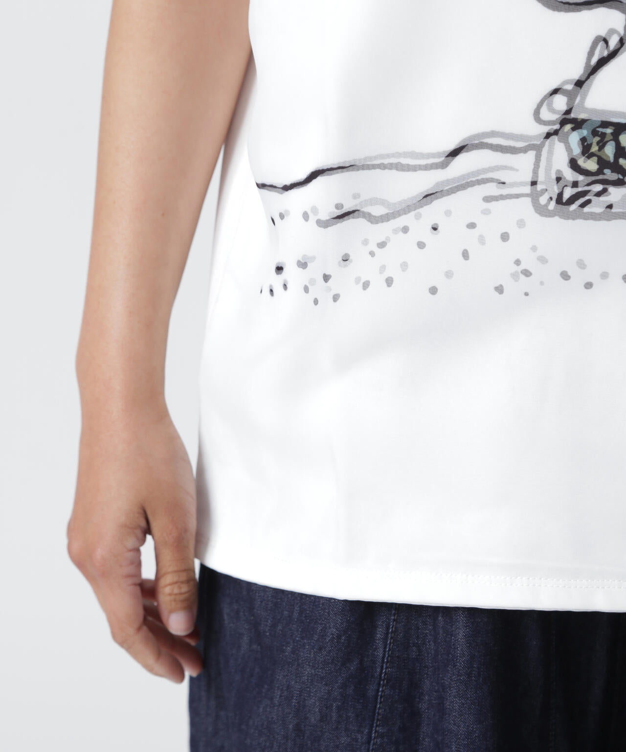 166cm B:81 W:63 着用サイズ：XS