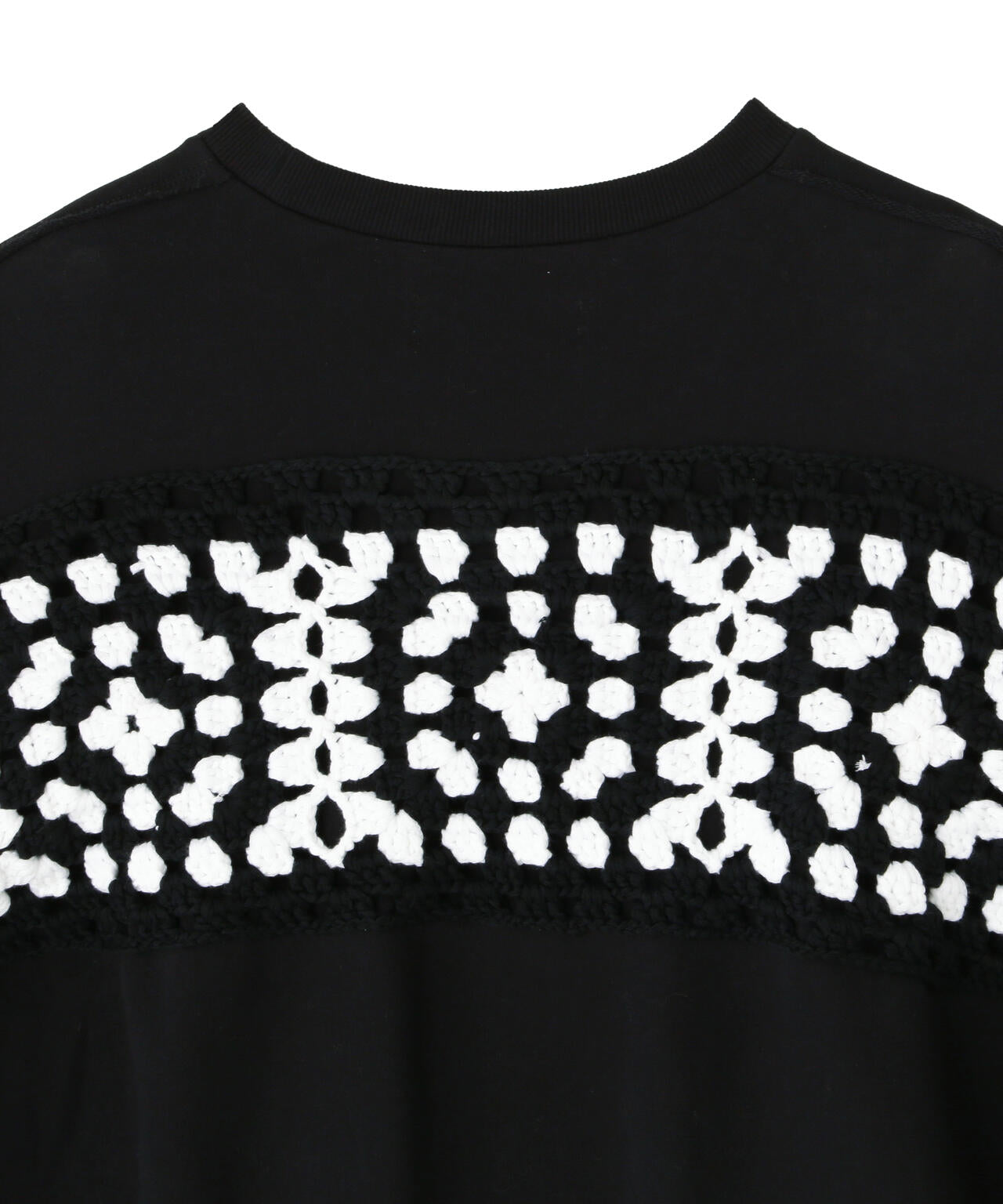 DISCOVERED（ディスカバード）別注CROCHET SLEEVE SWEAT(UNISEX)