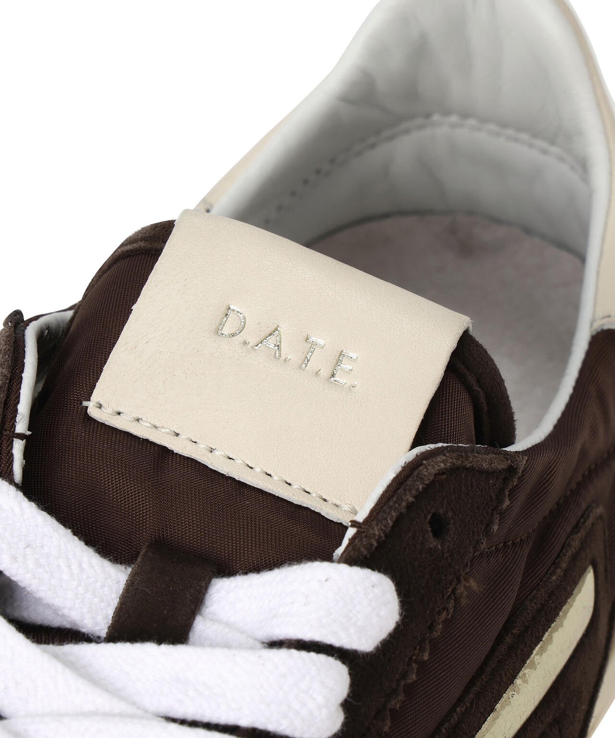 D.A.T.E.（デイト）Athleta/NYLON JP BROWN