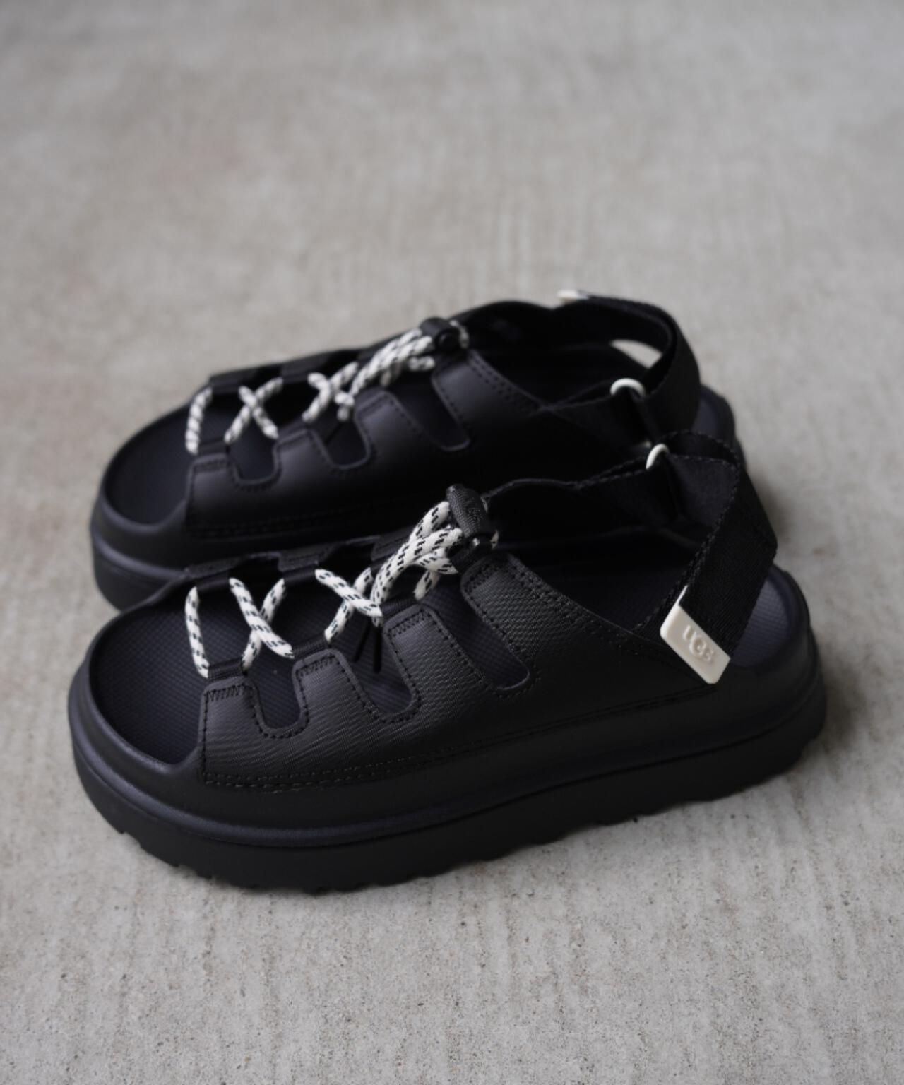 UGG（アグ）GoldenGlow Toggle