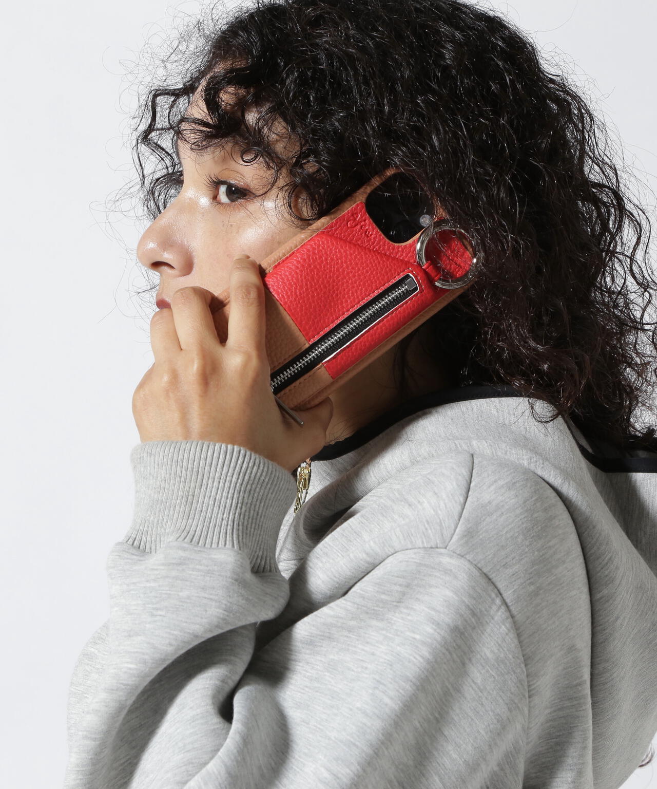 「ajew x red card」iPhone14 Pro 用スマホケース ajew/エジュー/【バイカラー】 iPhone 14 | ROYAL FLASH（ロイヤル