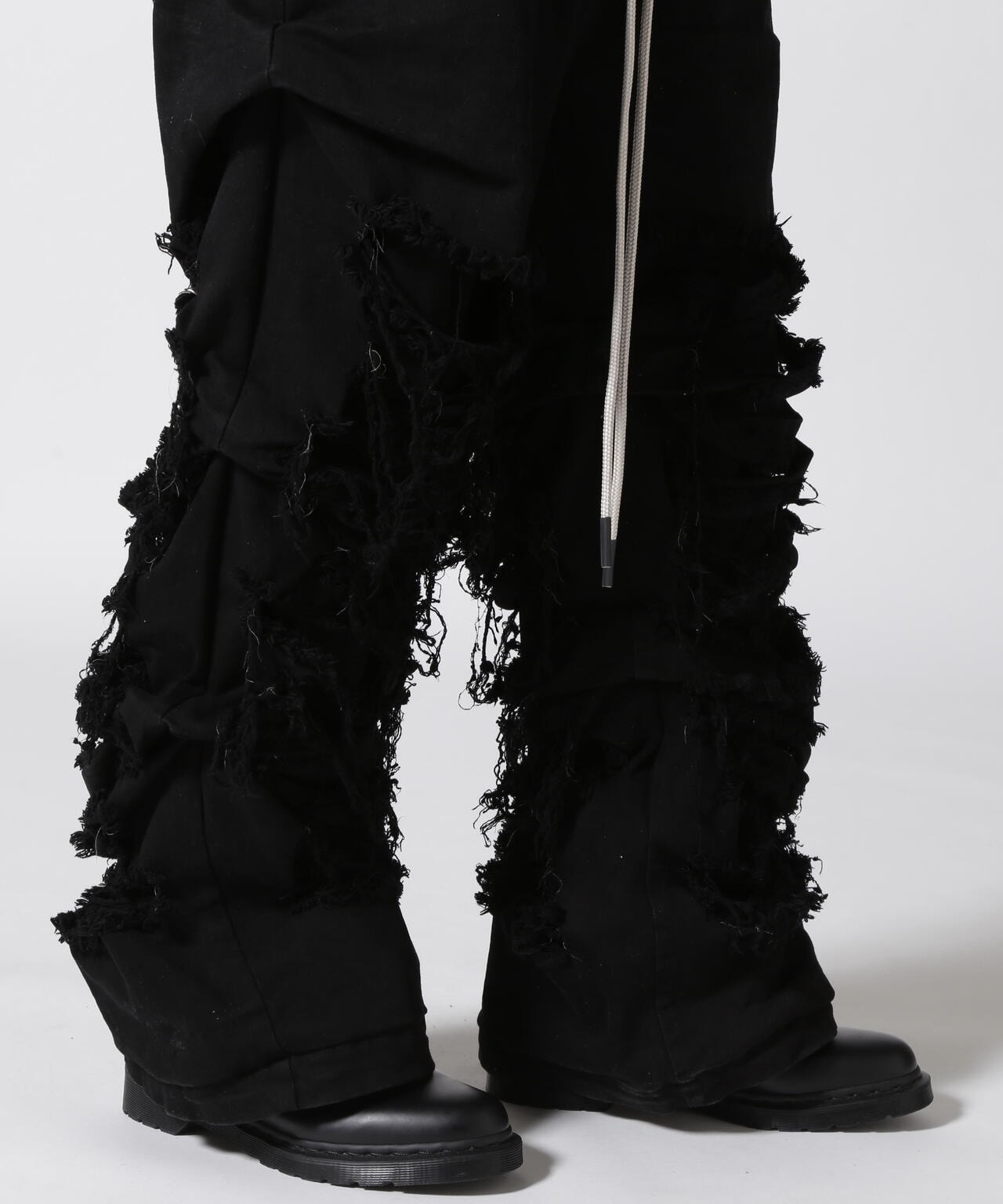 A.F ARTEFACT/Damage Denim Tuck Wide Pants | ROYAL FLASH（ロイヤル