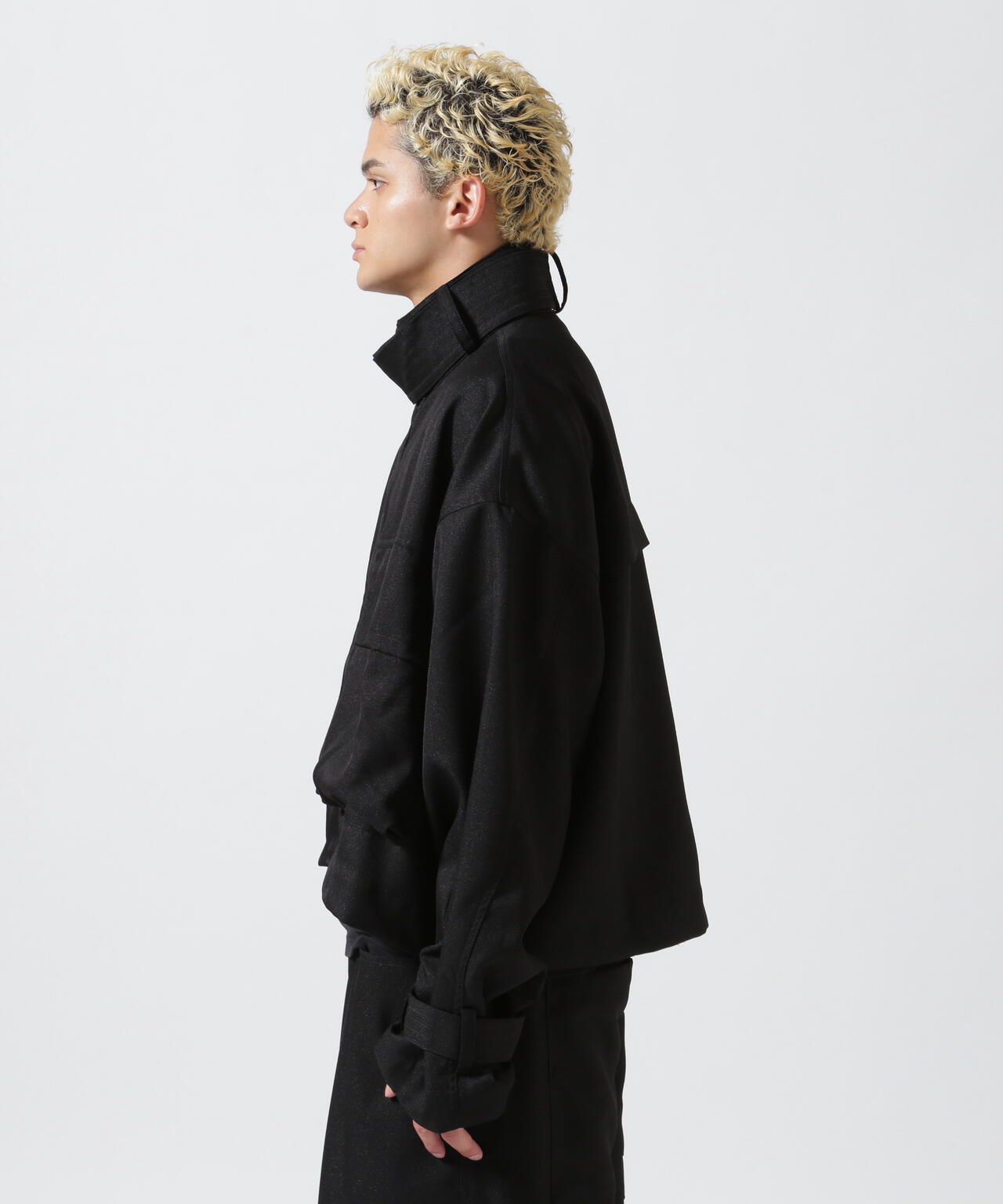 A.F ARTEFACT/別注 Twill Cropped Military Blouson | ROYAL FLASH
