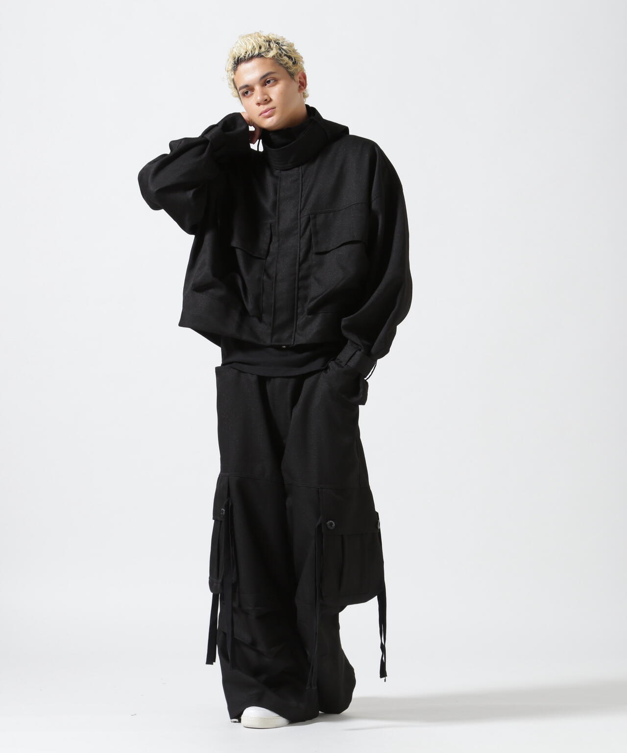 A.F ARTEFACT/別注 Twill Cropped Military Blouson | ROYAL FLASH