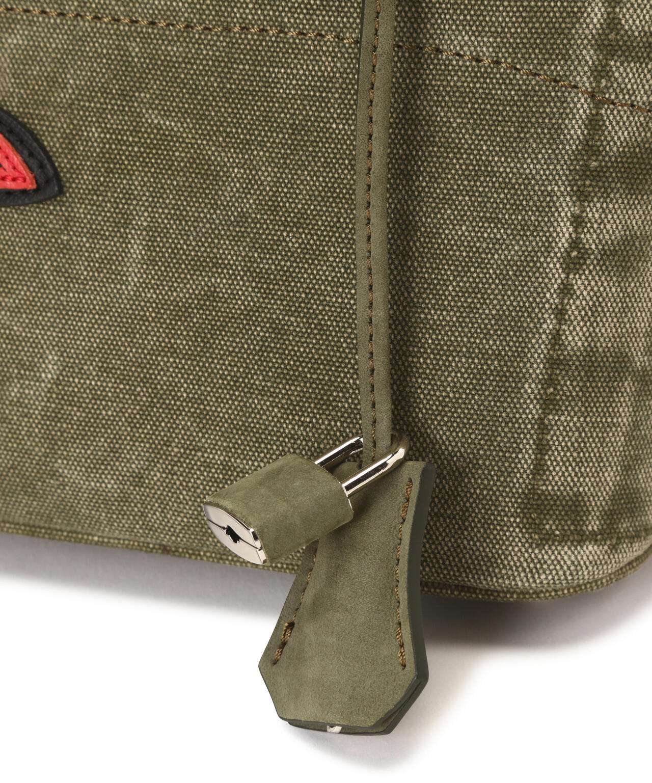 e15fdf65-5f4a-536e-9737-78415a8e2f2a_Image