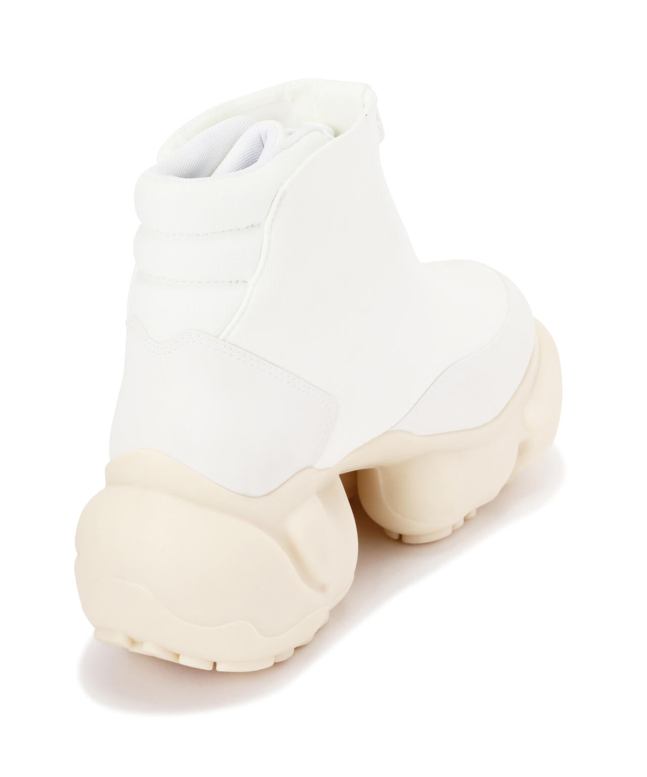 b05c1a7f-3e33-59af-a2f9-40e3014afc54_Image