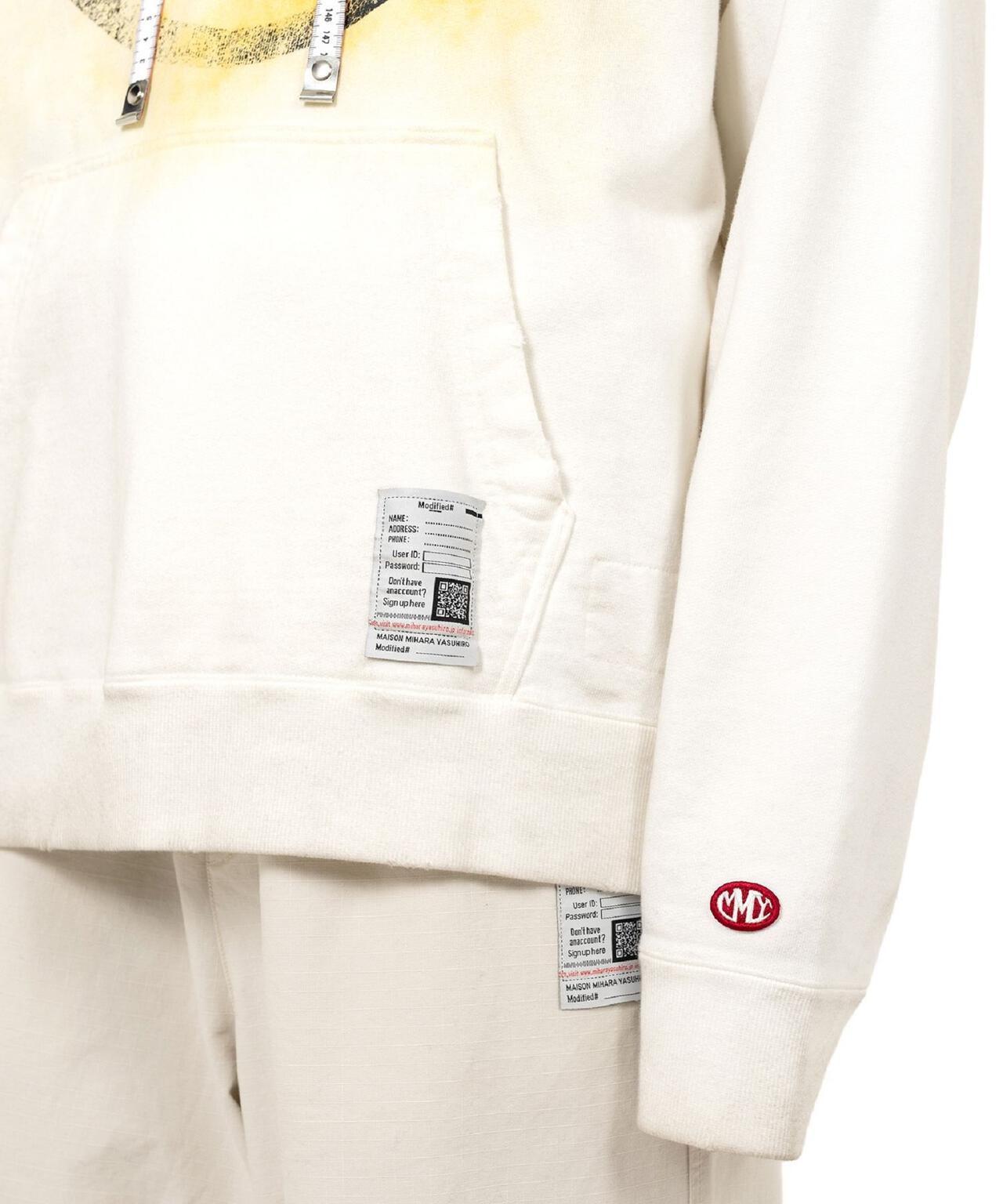 e88354bf-4b96-5ffa-a4d3-3470e2c48030_Image