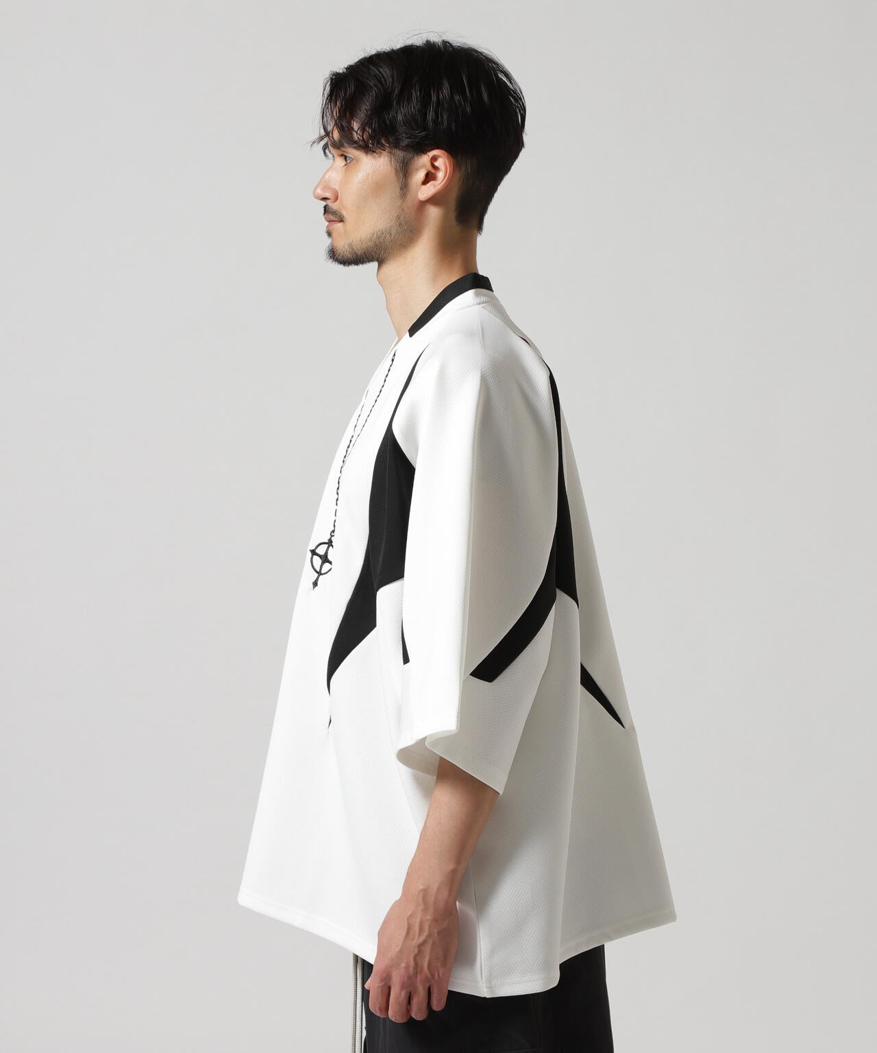 FR(13)NDS/フレンズ/NECKLACE GAME SHIRT