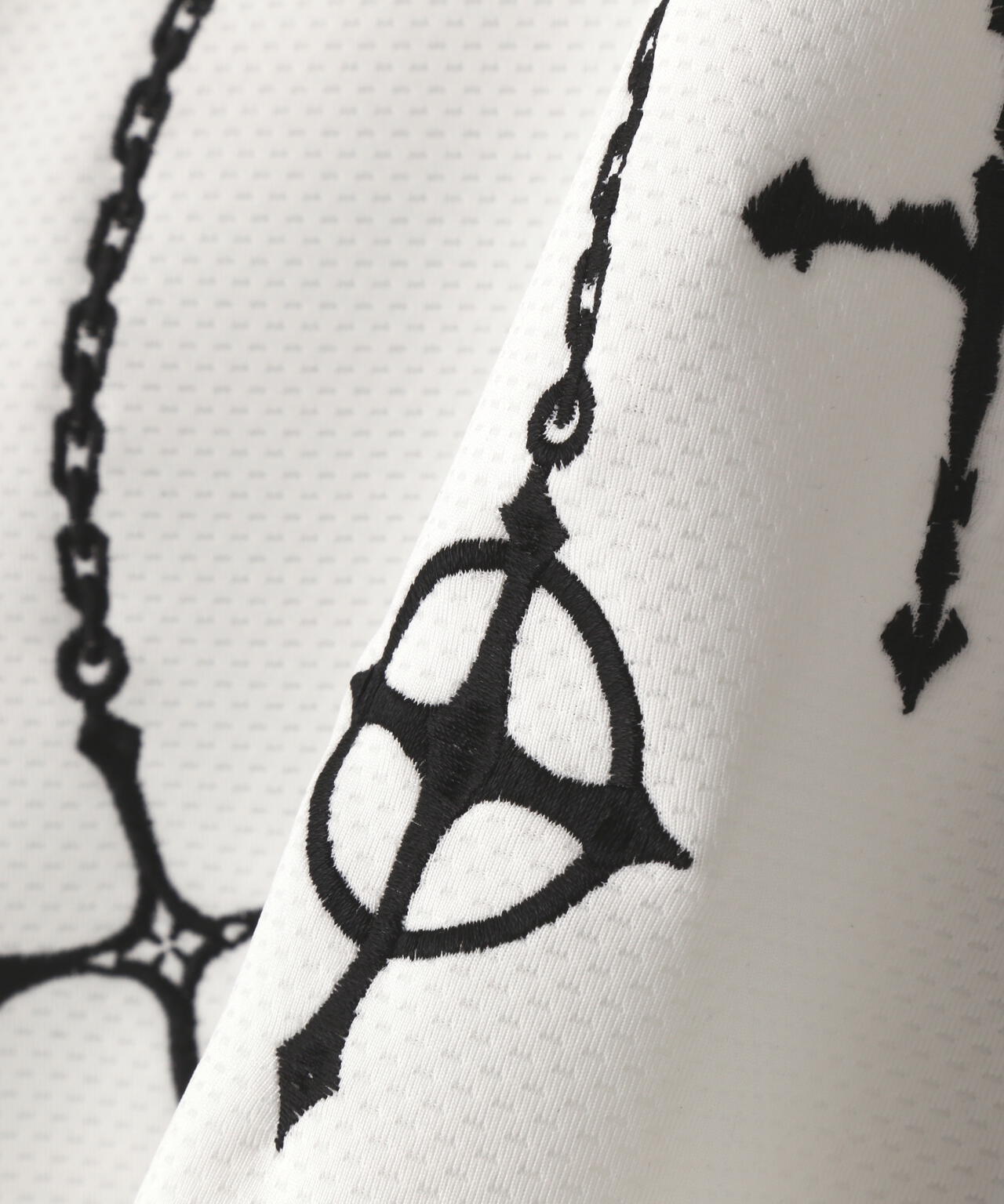 FR(13)NDS/フレンズ/NECKLACE GAME SHIRT