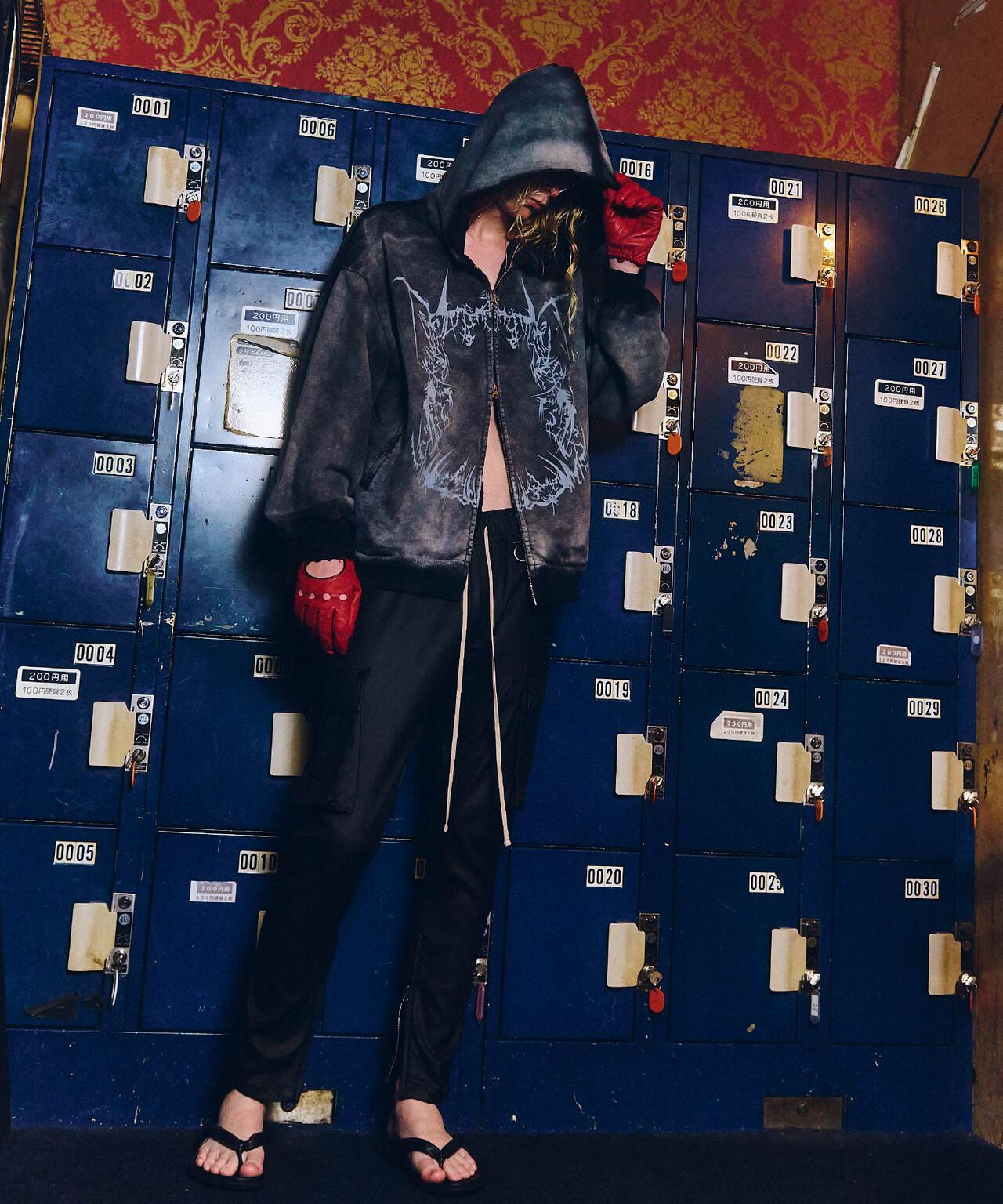 ロイヤルフラッシュ（ FLASH）/FR(13)NDS／フレンズ／Sweat Graphic Hoodie FR(13)NDS/フレンズ/Sweat Graphic Hoodie | ROYAL FLASH（ロイヤル