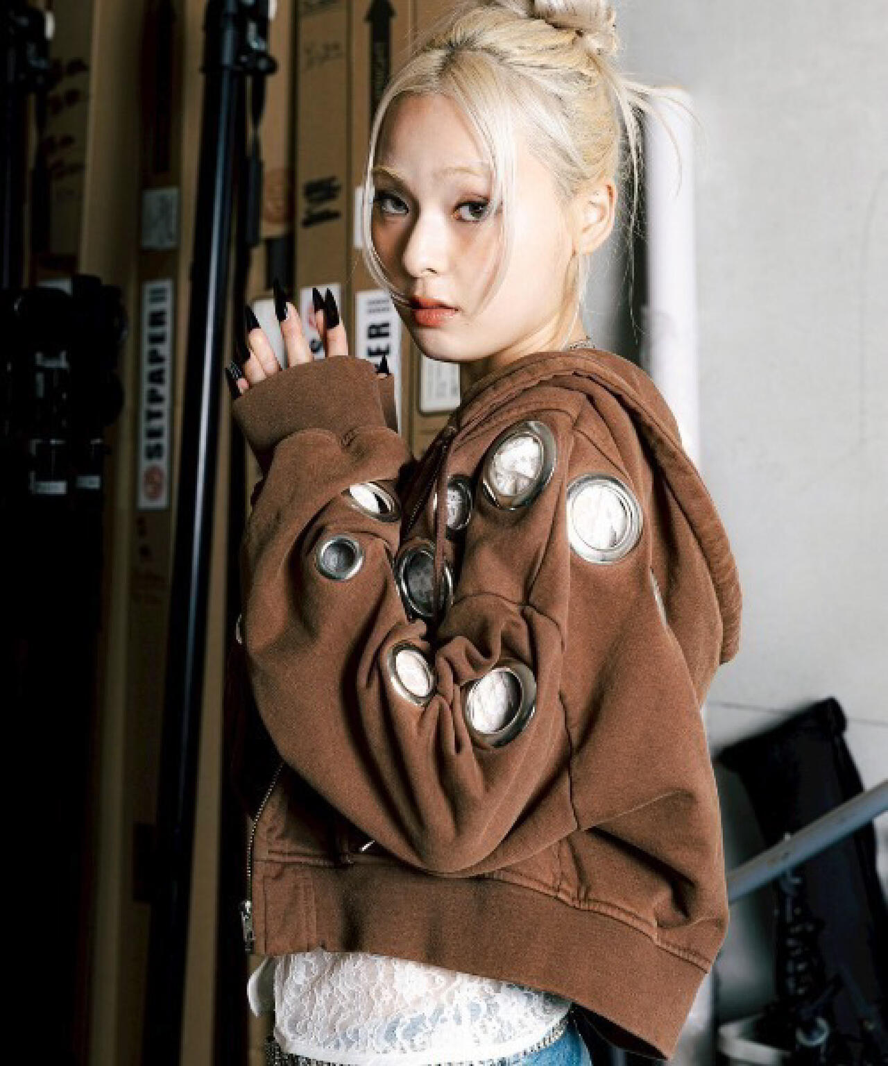 ロイヤルフラッシュ（ FLASH）/MITSUKI／ミツキ／EYELET HOODIE MITSUKI/ミツキ/EYELET HOODIE | ROYAL FLASH（ロイヤルフラッシュ