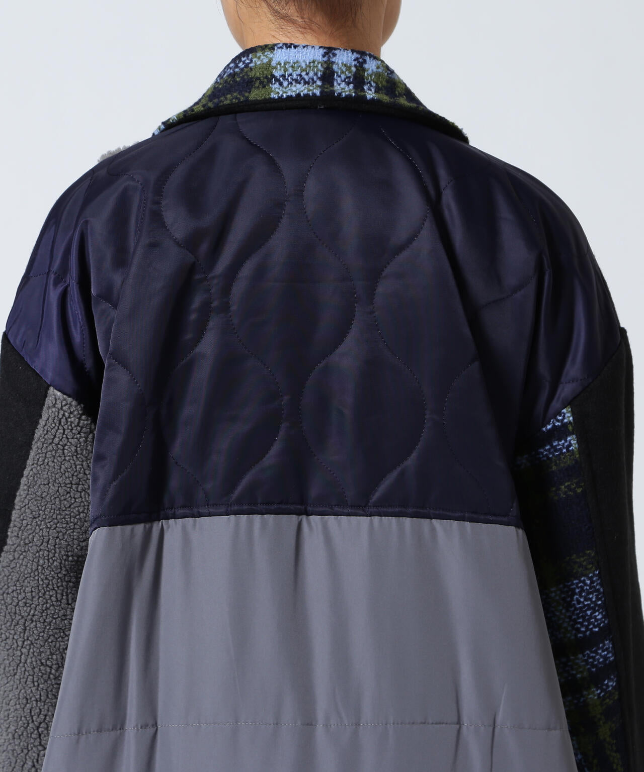 AULA AILA／アウラアイラ／別注 BACK PLEATS MESH HOODIE | ロイヤル