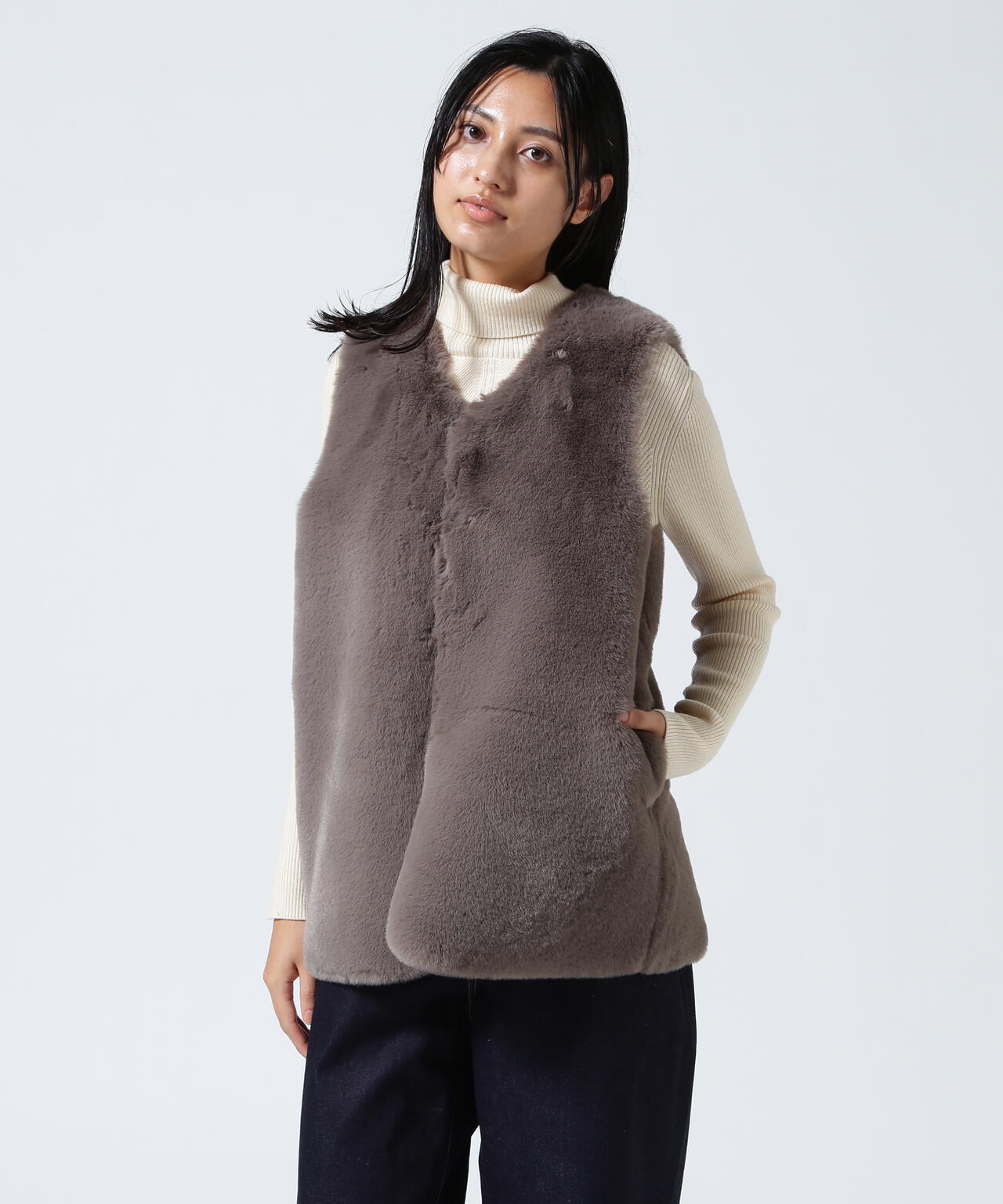 Risley/リズレー/ラビットファー風ベスト | ROYAL FLASH（ロイヤル