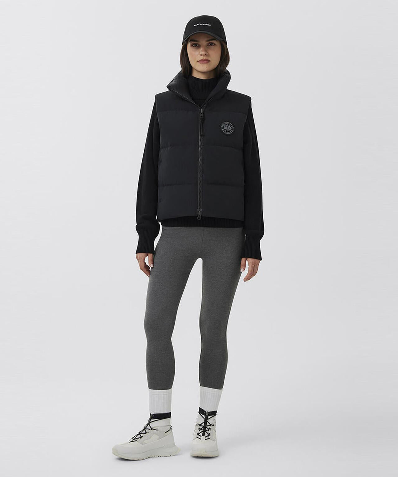 カナダ製 ブラック ダウンベスト XS CANADA GOOSE/カナダグース/Cropped Vest Black Label | ROYAL FLASH