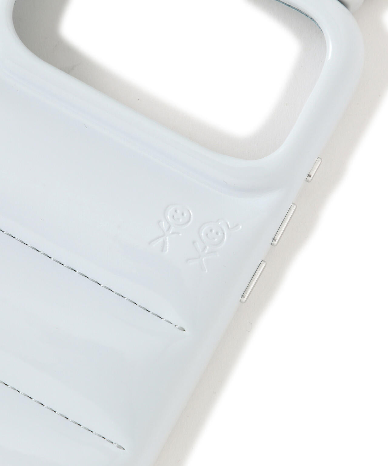 Urban Sophistication/BRATZコラボ The Puffer Case/Cloe | ROYAL