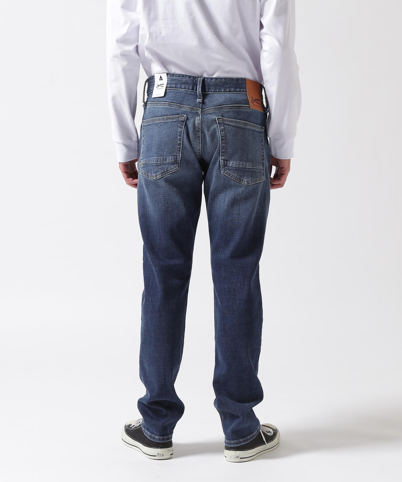 39ad7715-cae9-55c4-95f7-5f9edc3c3cf2_Image