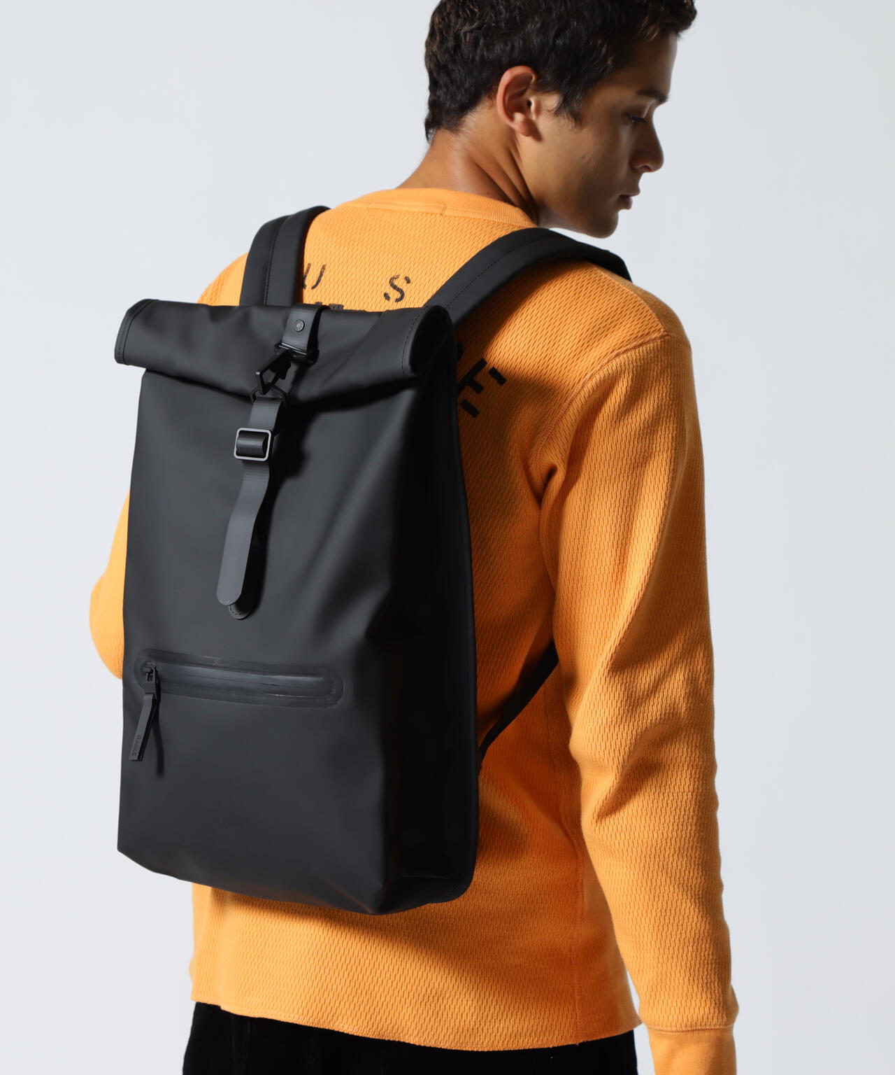 ロイヤルフラッシュ（ FLASH）/RAINS／レインズ／ロールトップリュックサック／13320 RAINS/レインズ/ロールトップリュックサック/13320 | ROYAL FLASH