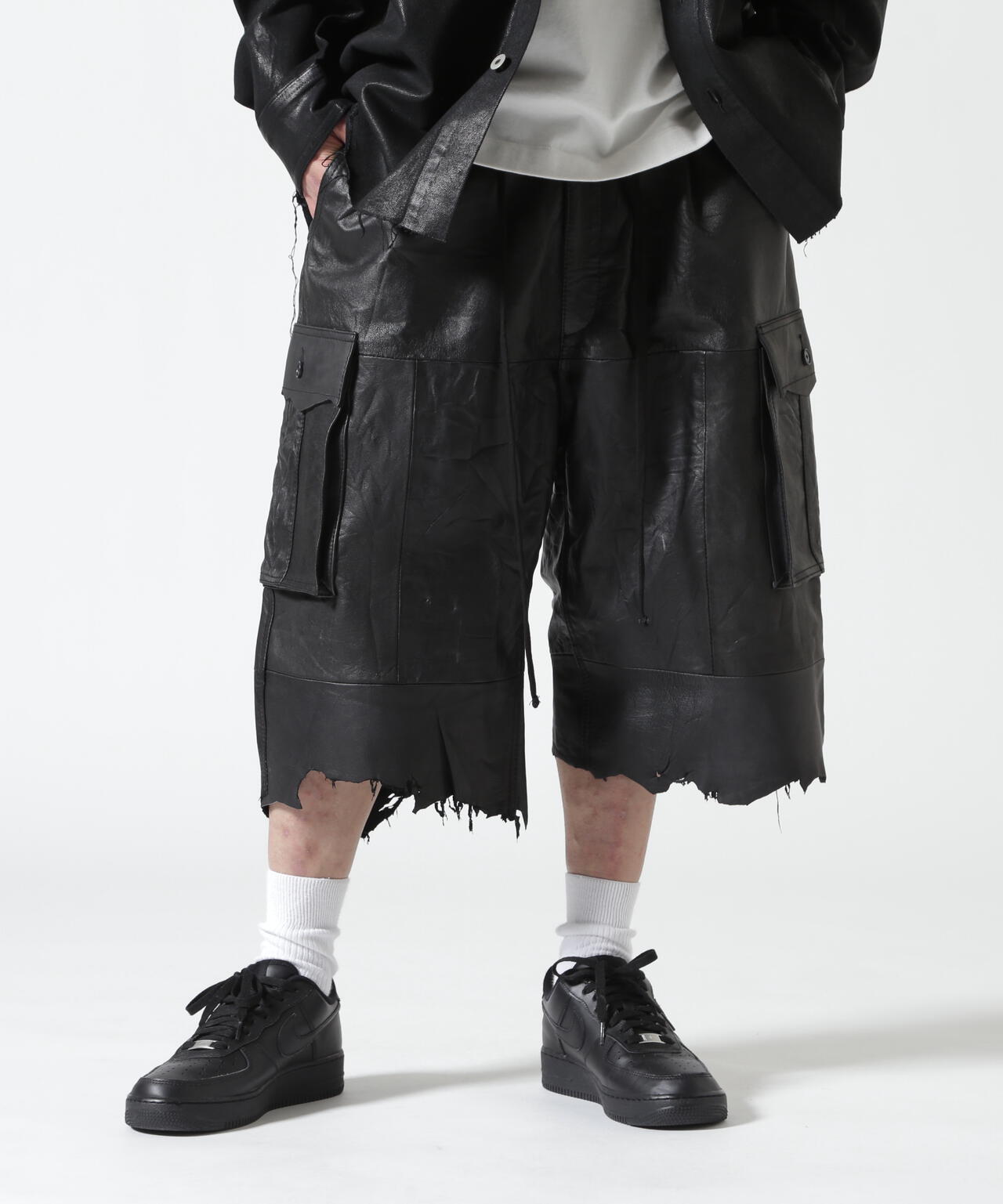 FR(13)NDS/フレンズ/REPRO-LEATHER CARGO SHORTS | ROYAL FLASH