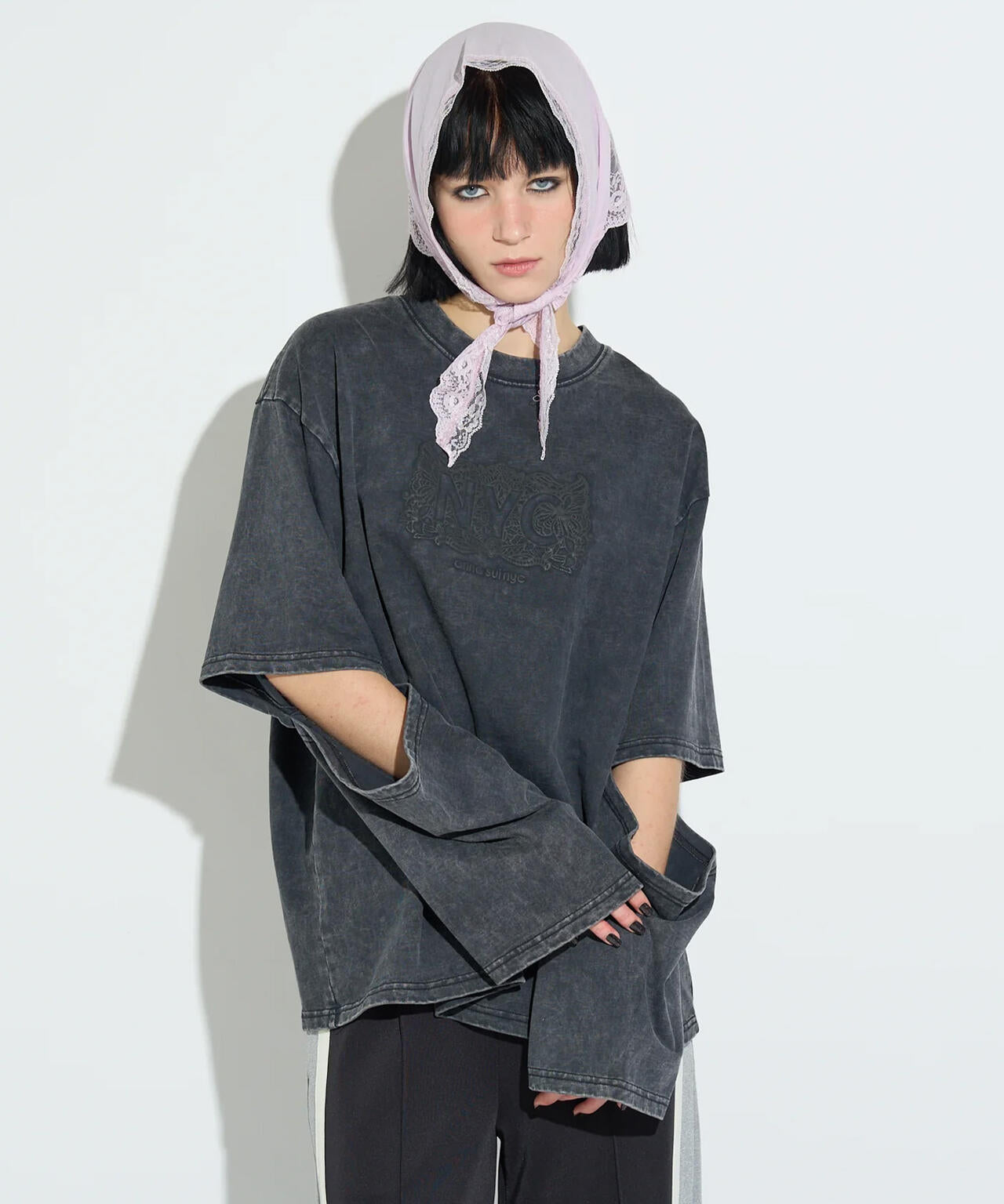 ANNA SUI NYC/アナ スイ エヌワイシー/スリーブスラッシュロングTシャツ