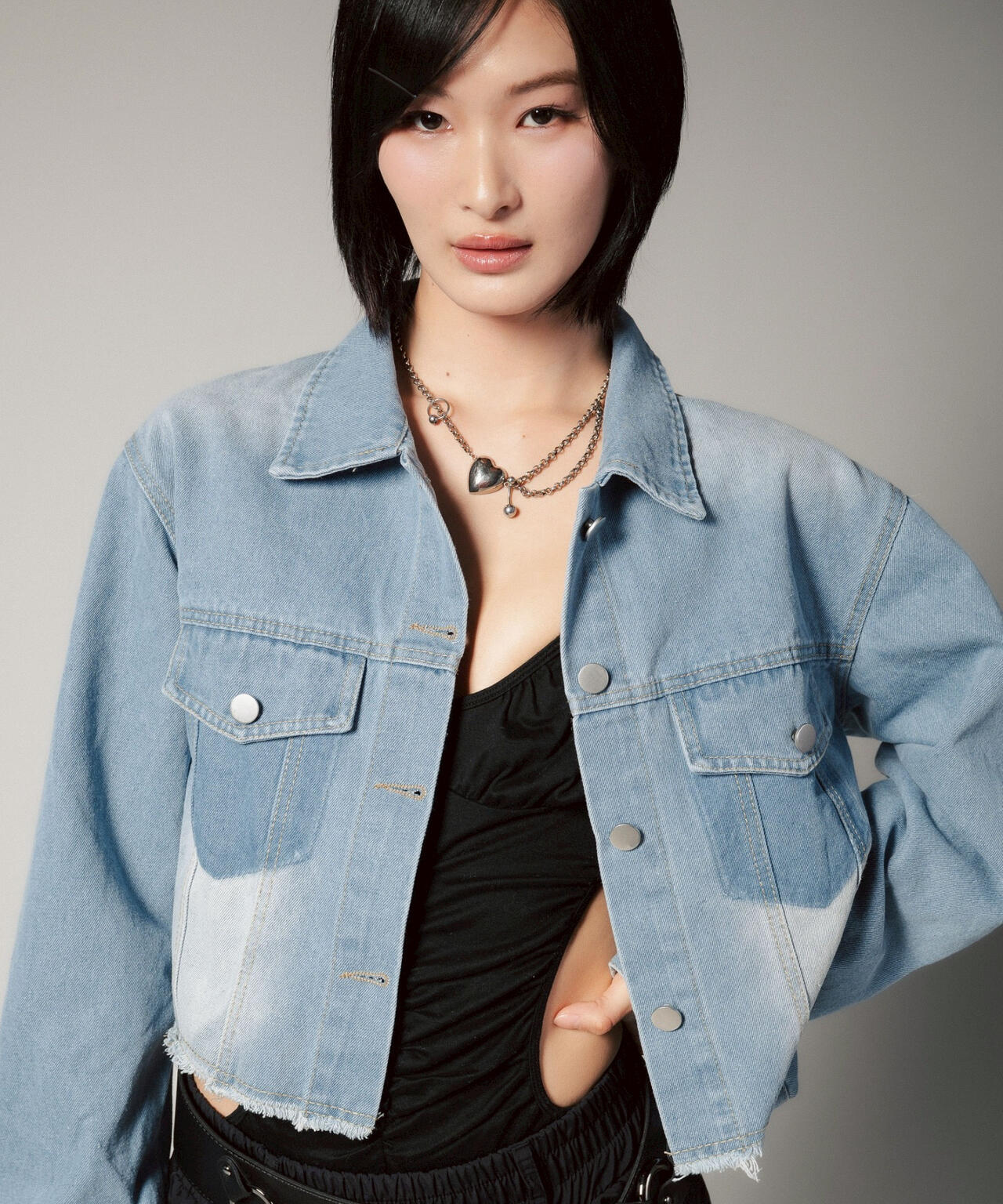 MITSUKI/ミツキ/切りっぱなしクロップドデニムジャケット