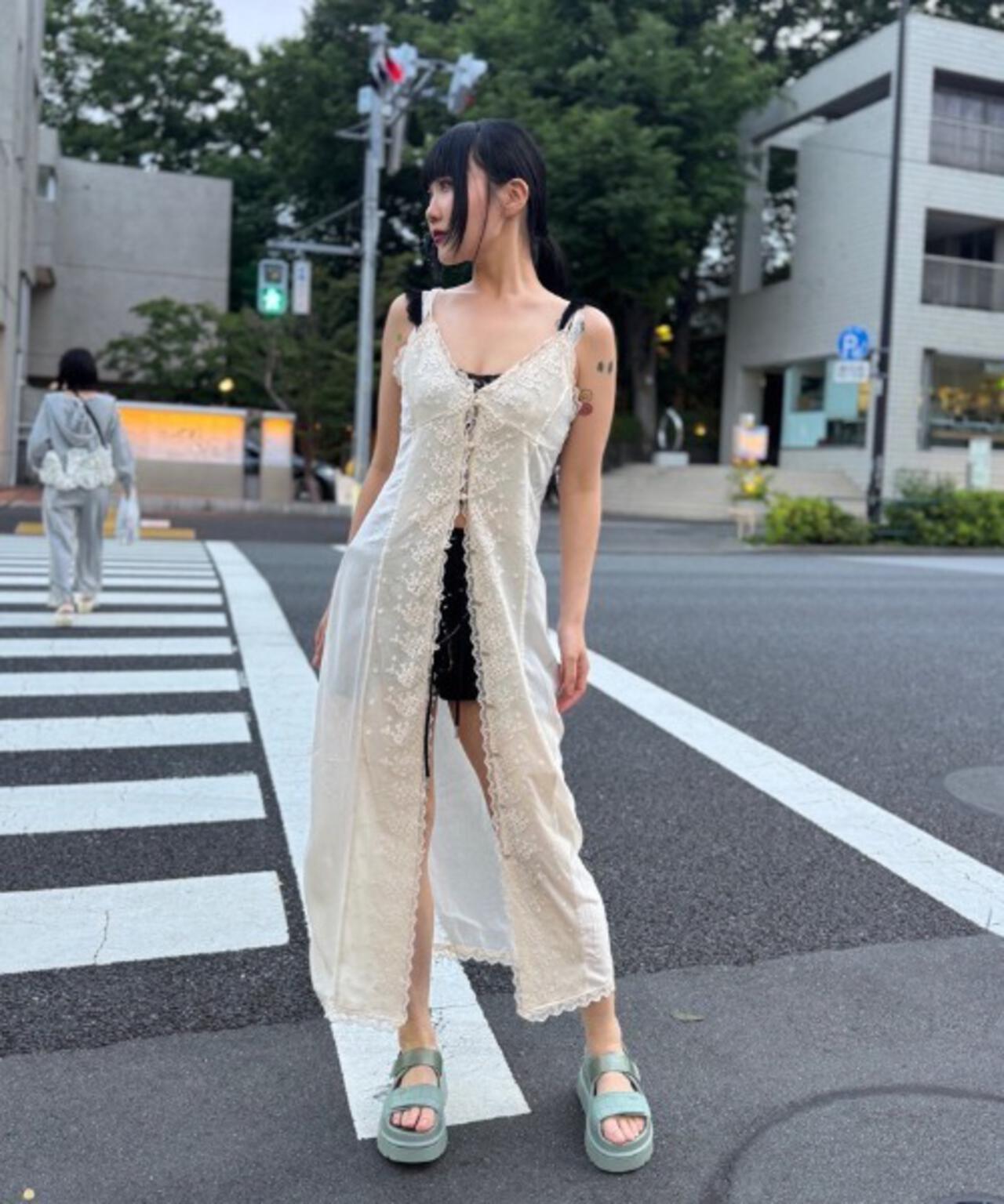 UGG/アグ/GoldenGlow Embossed/ゴールデングロウ エンボスト | ROYAL