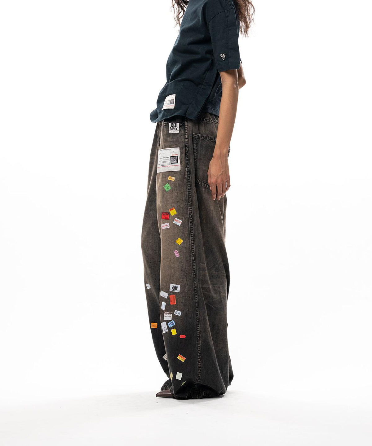 Maison MIHARAYASUHIRO/PRICE STICKER PRINTED WIDE DENIM PANTS