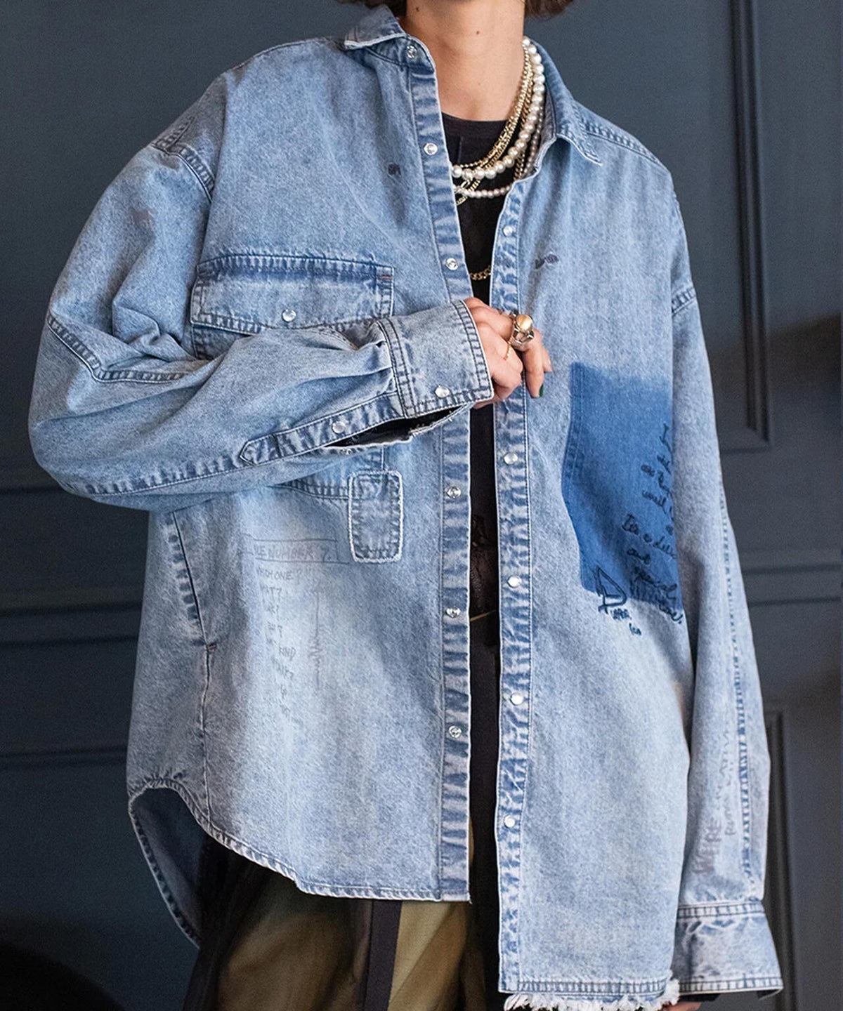 AULA AILA/アウラアイラ/GRAFFITI DENIM SHIRT
