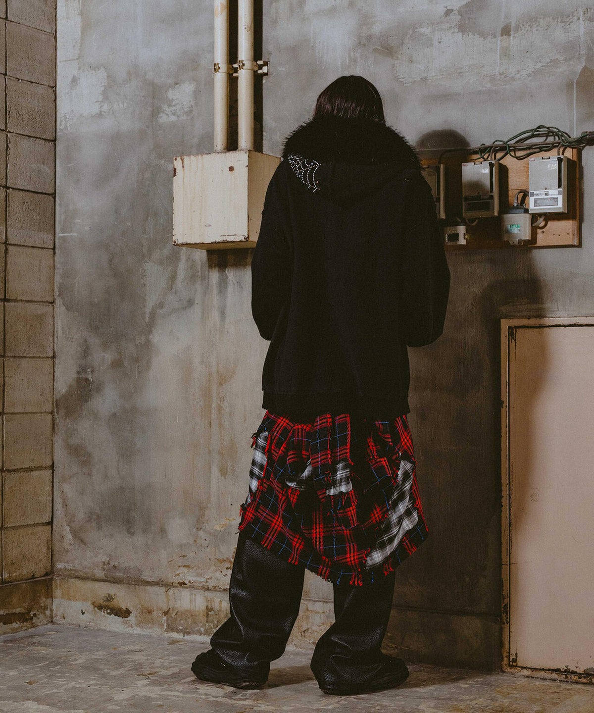FR(13)NDS/フレンズ/FUR HOODIE