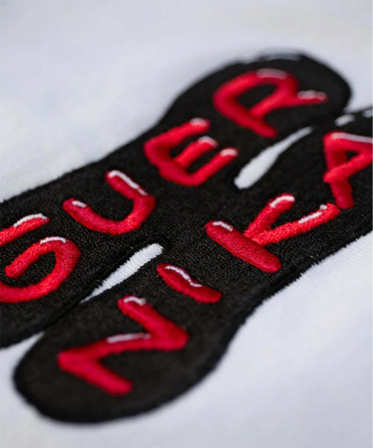 guernika/ゲルニカ/guernika Bar embroidery T-shirt