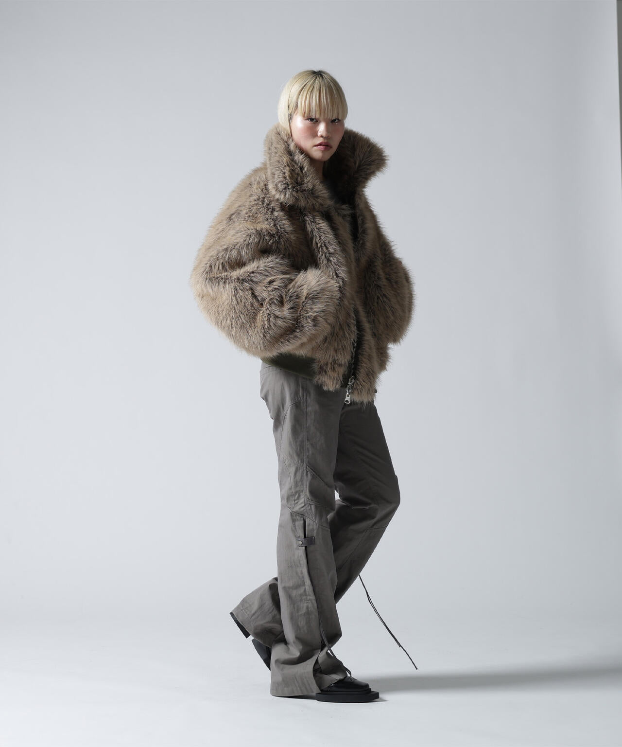 FR(13)NDS/フレンズ/REVERSIBLE FUR NYLON BLOUSON