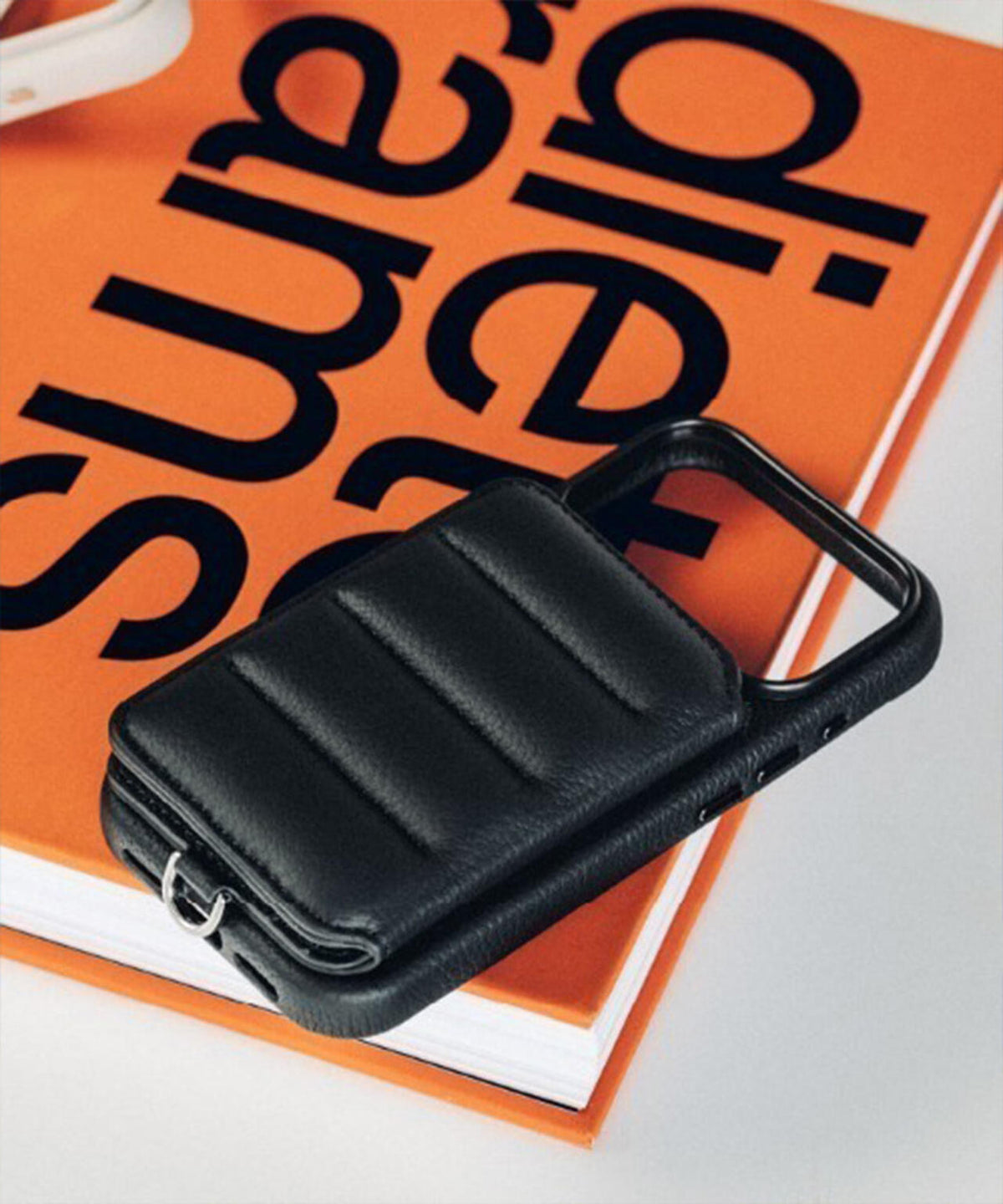 DEMIU/デミュウ/BALLON_BLACK_ iPhone17_17Pro_18Pro_18ProMAX