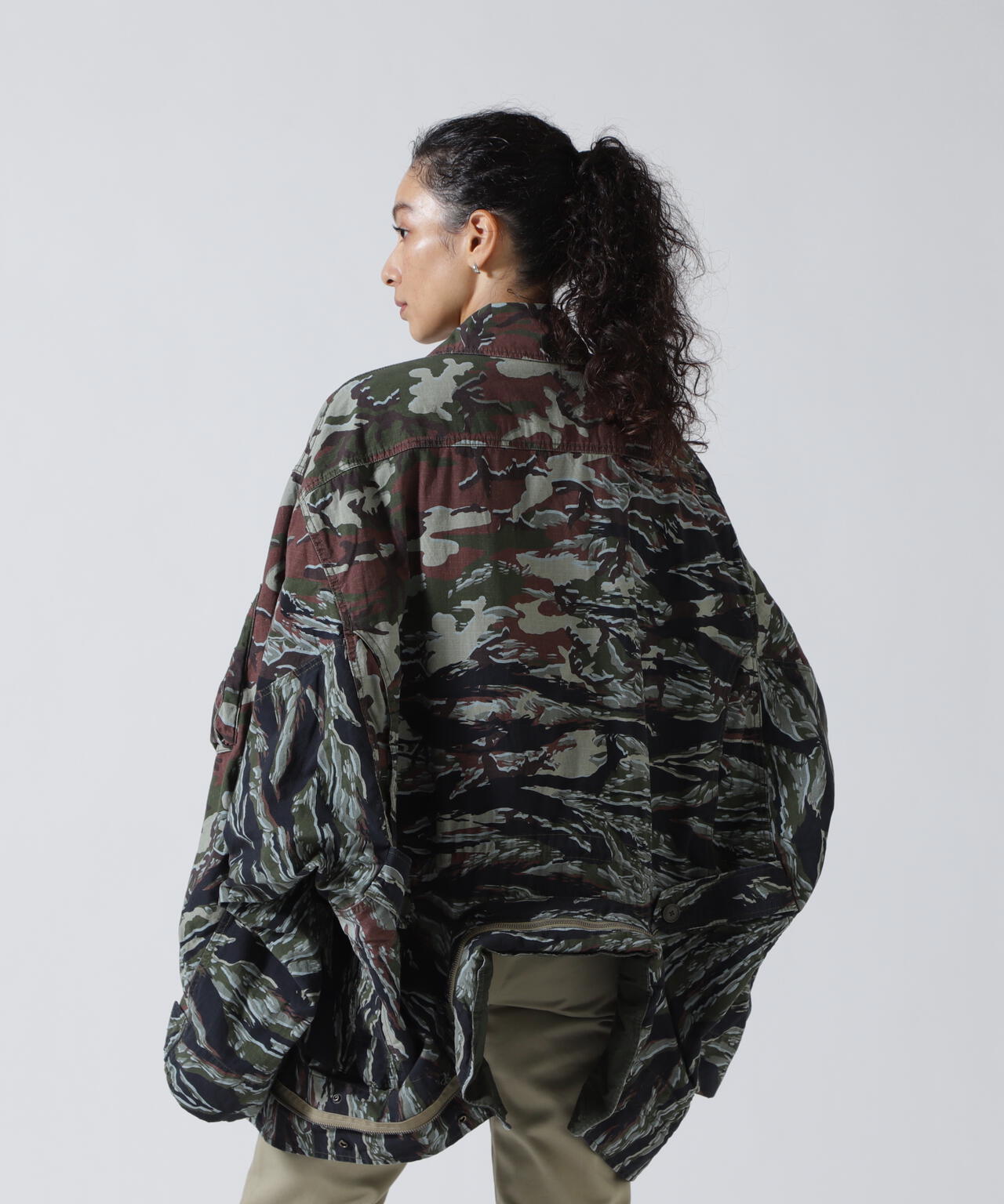 beautiful people×Alpha/double-end camouflage field JK | ROYAL